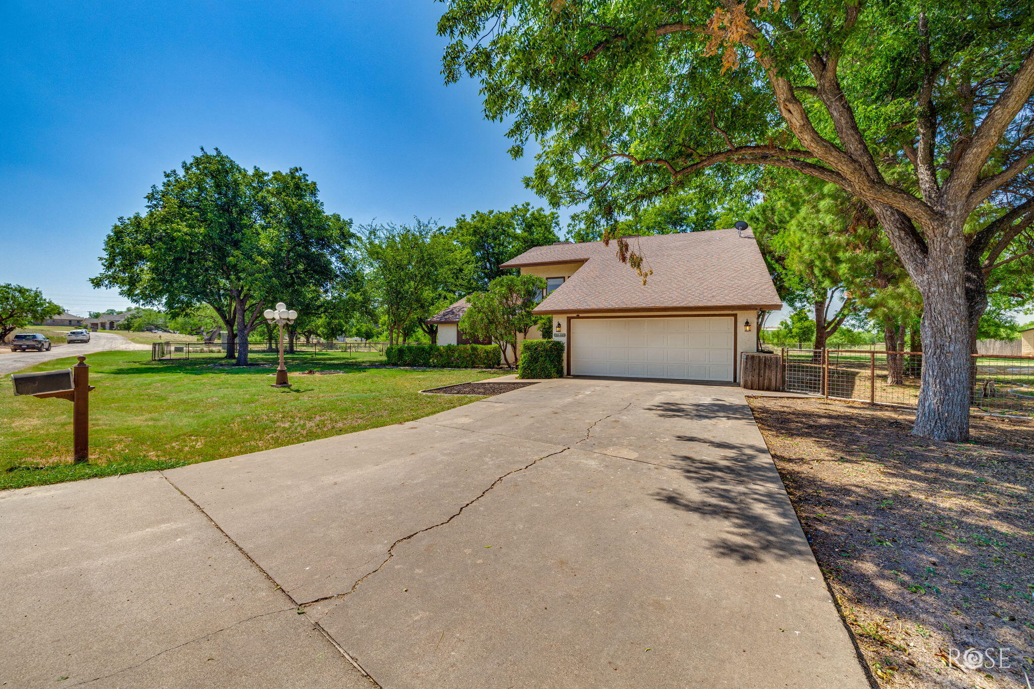 1581 Becker Lane Property Photo 3