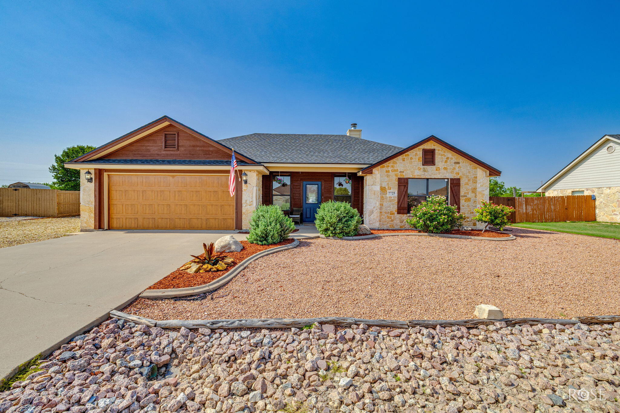 7725 Elk Run Property Photo 5