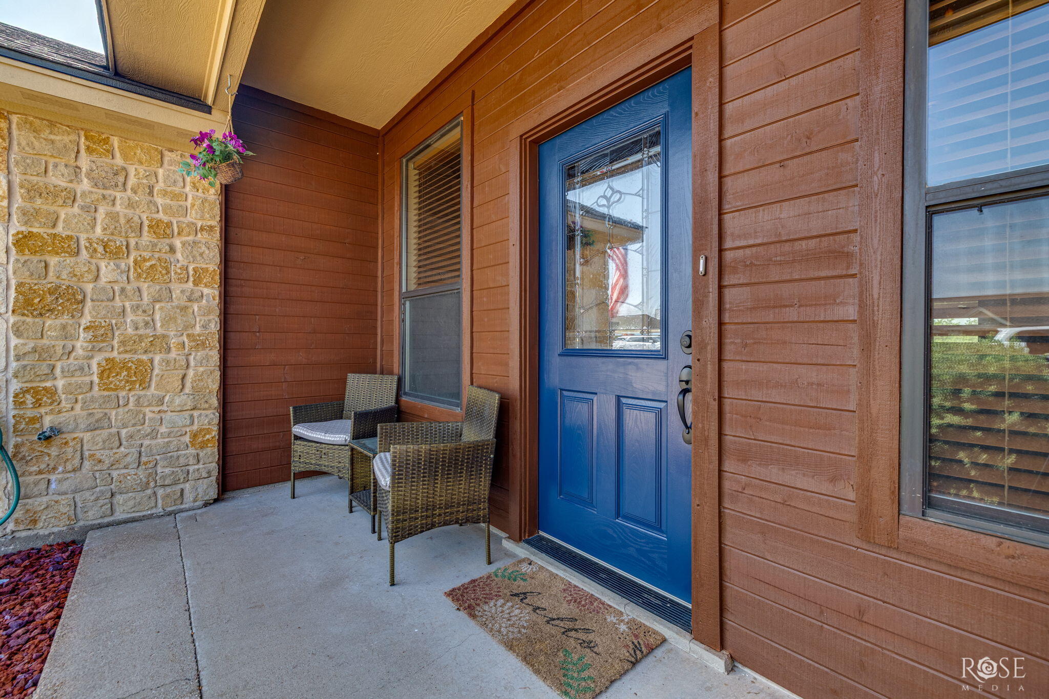 7725 Elk Run Property Photo 8