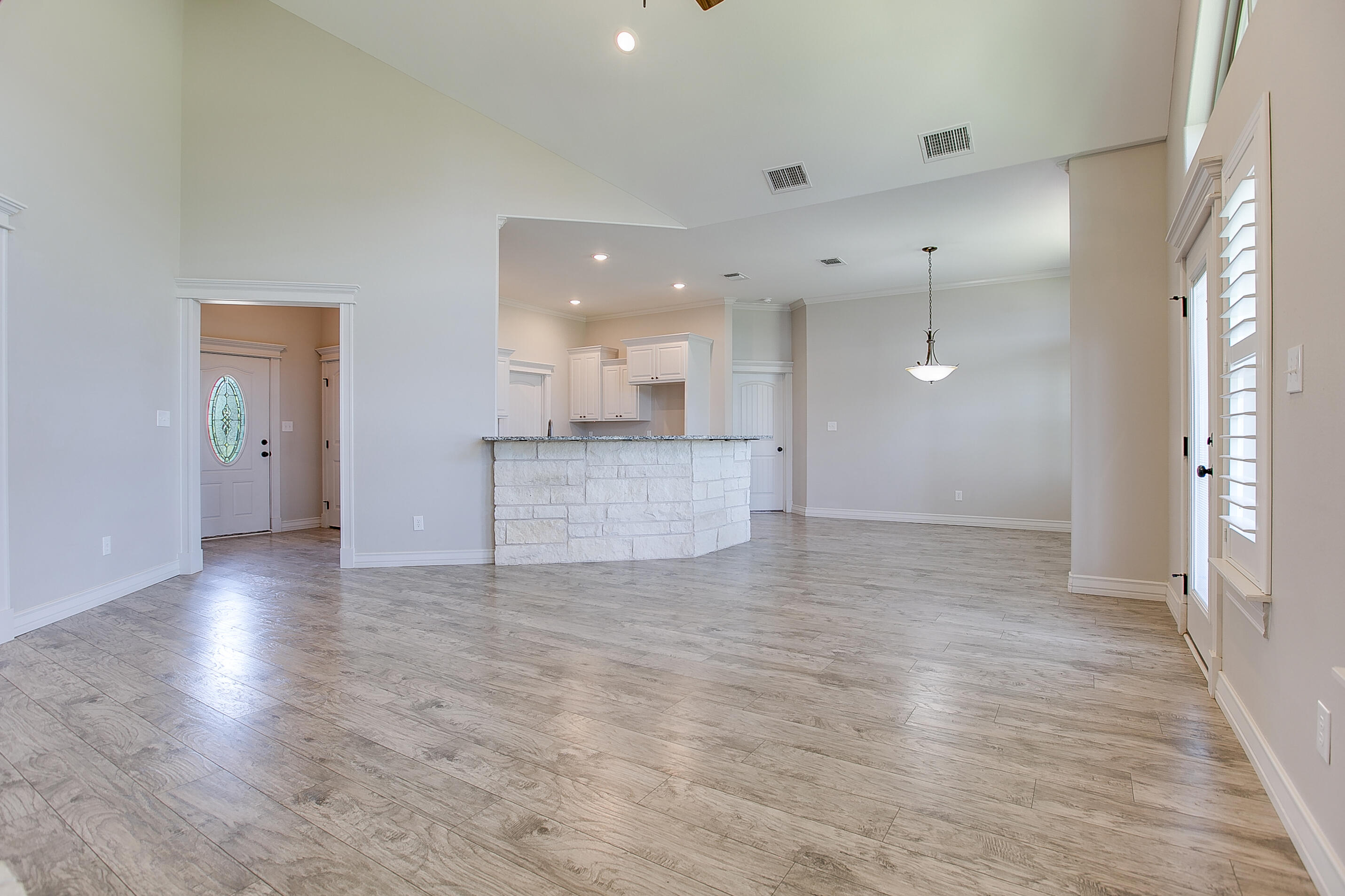 5242 Grey Wolf Lane Property Photo 9