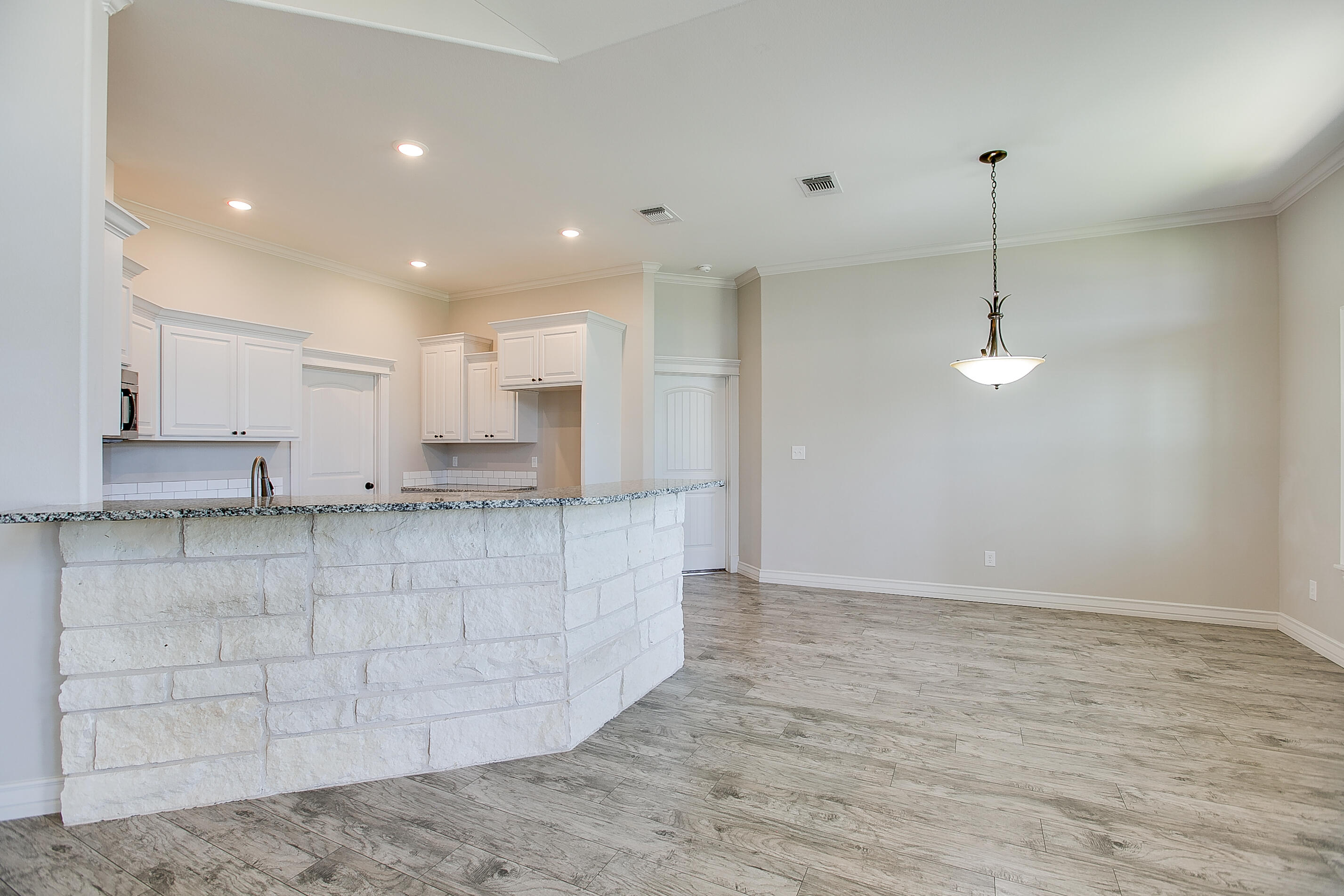5242 Grey Wolf Lane Property Photo 11