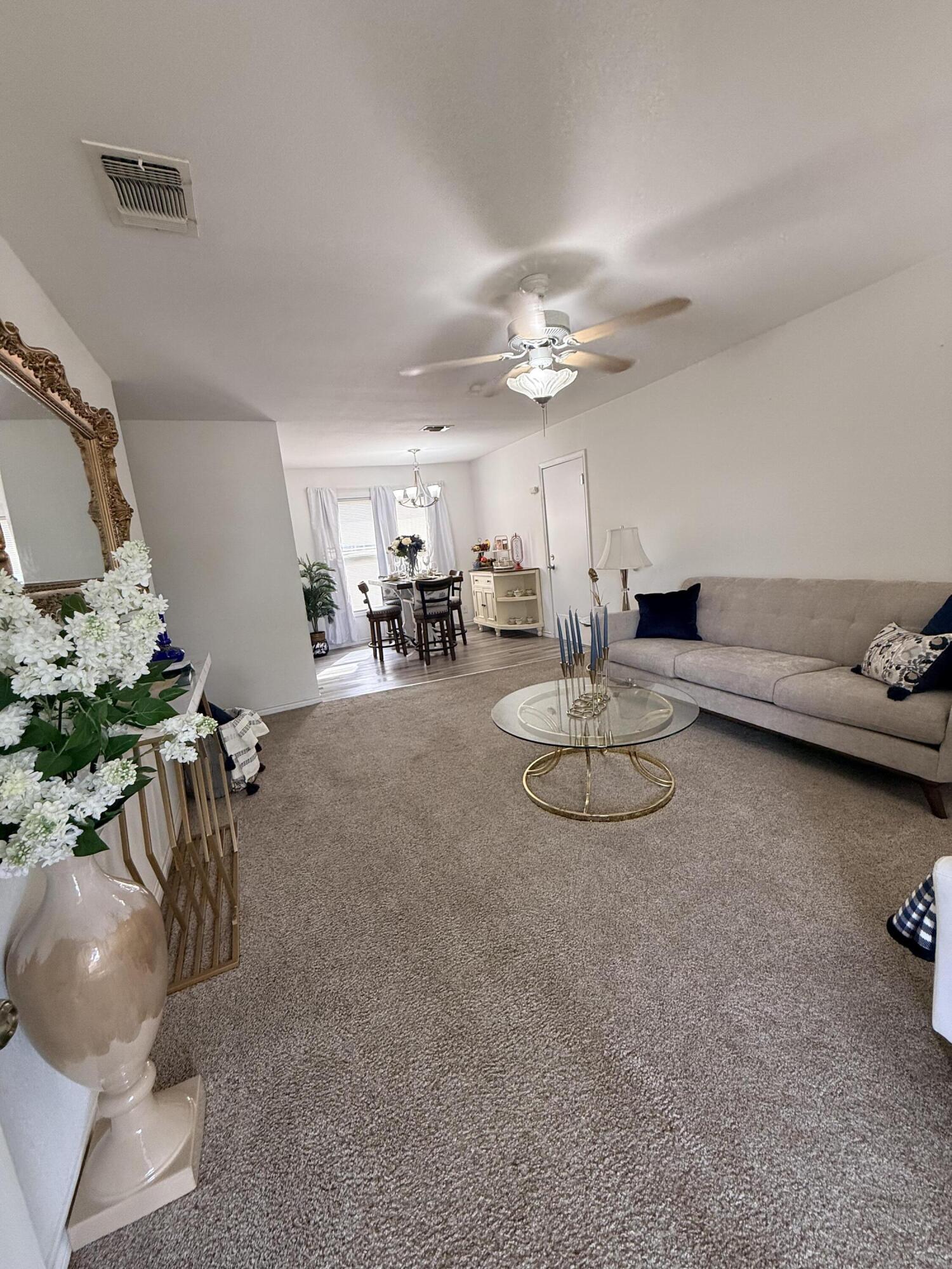 311 Iris Street Property Photo 5