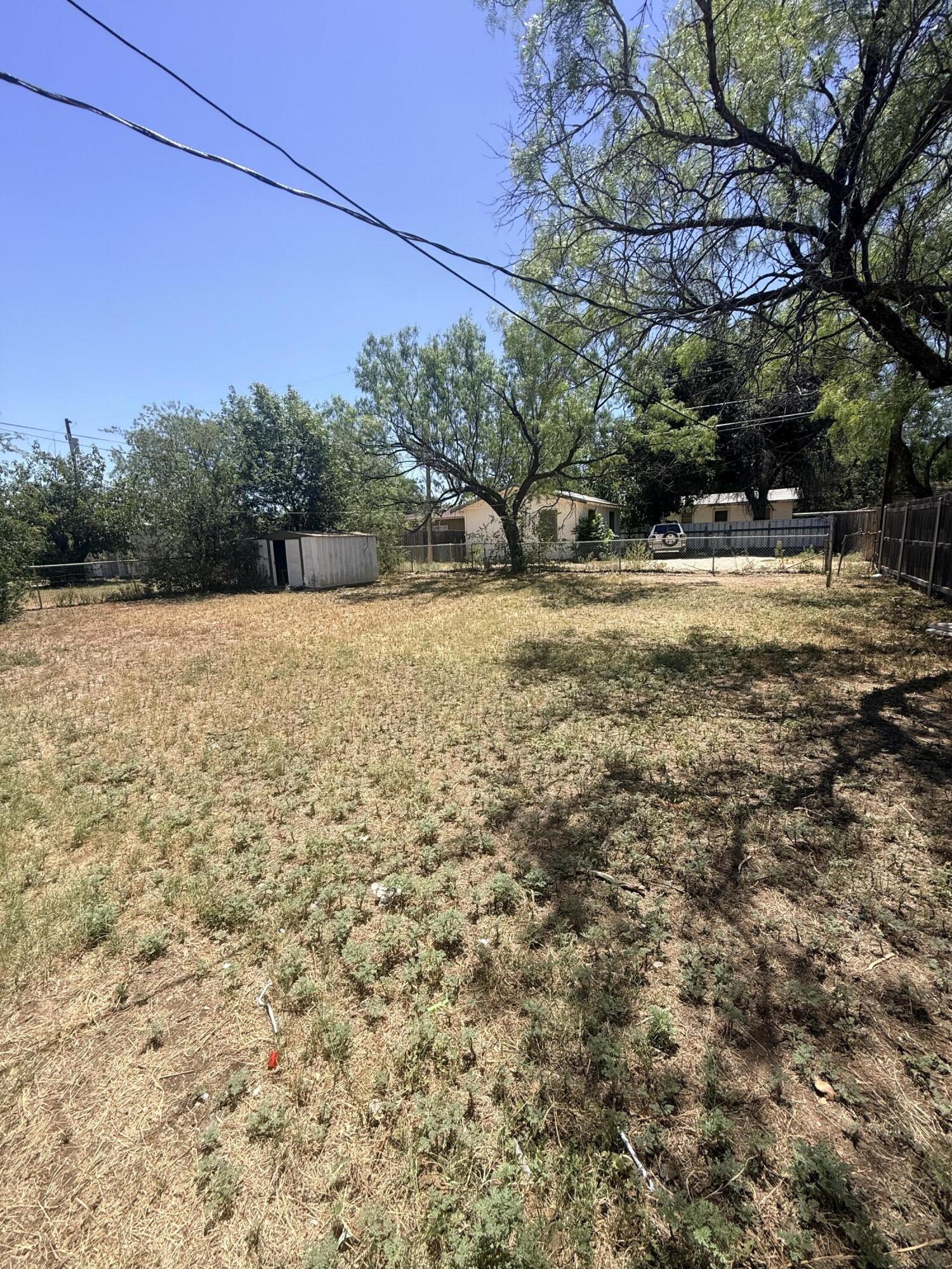 311 Iris Street Property Photo 18