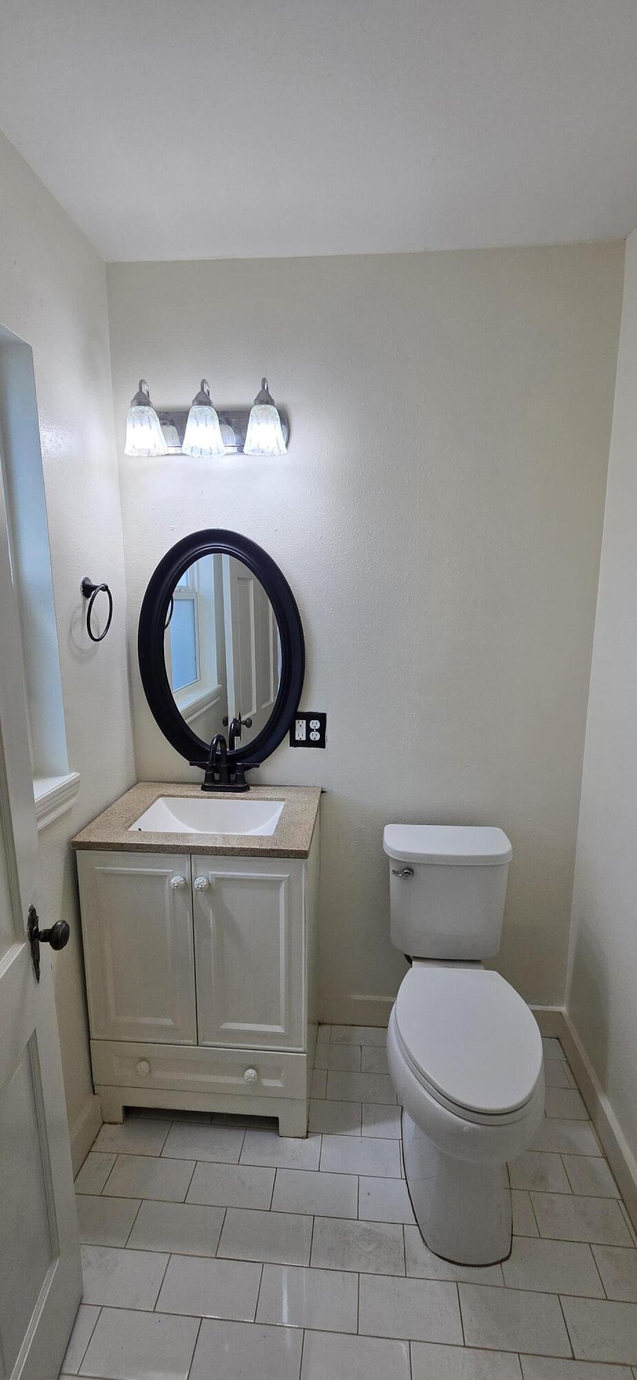 1628 Shafter Street Property Photo 11