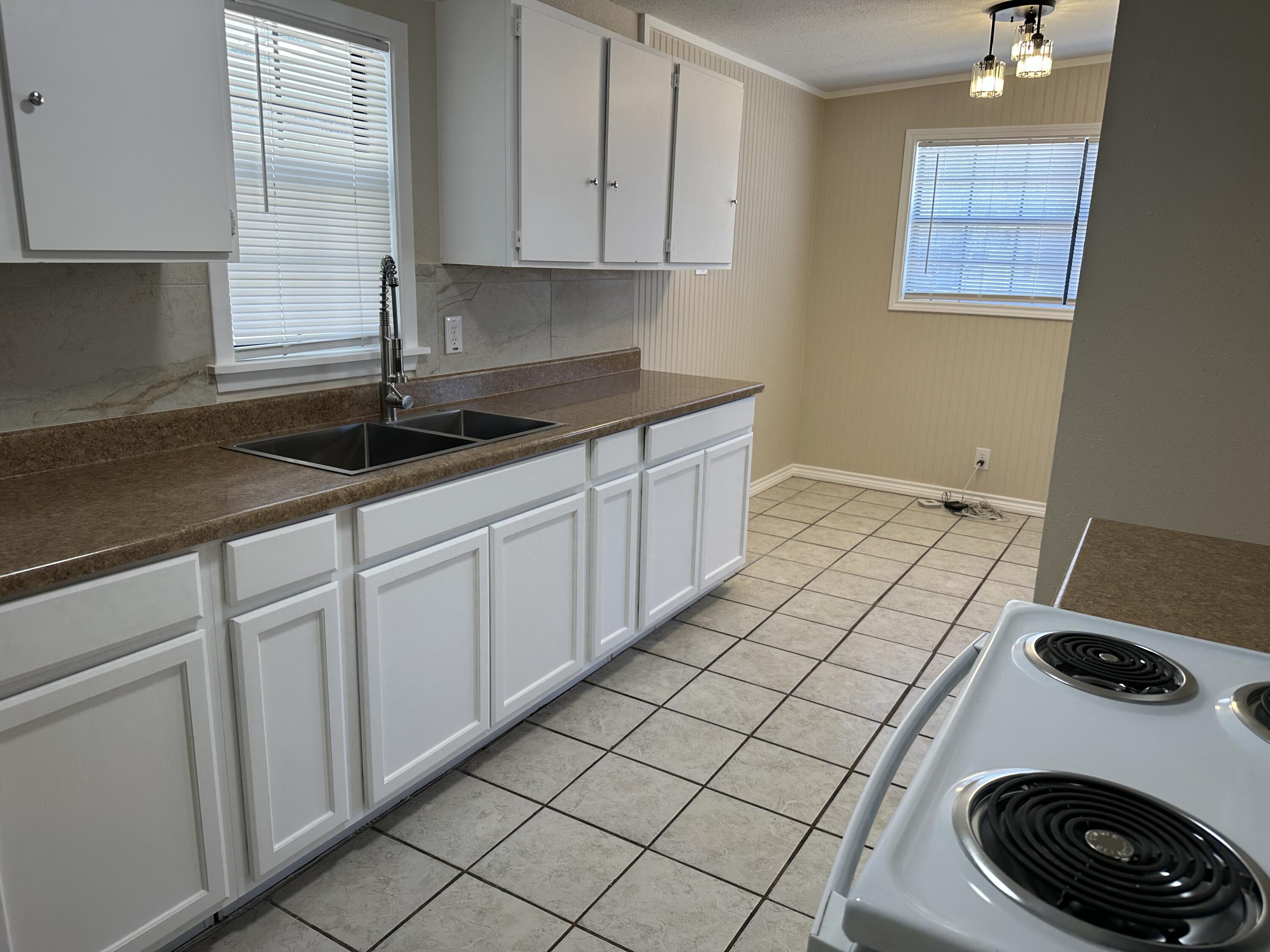 2201 Wilson Street Property Photo 10