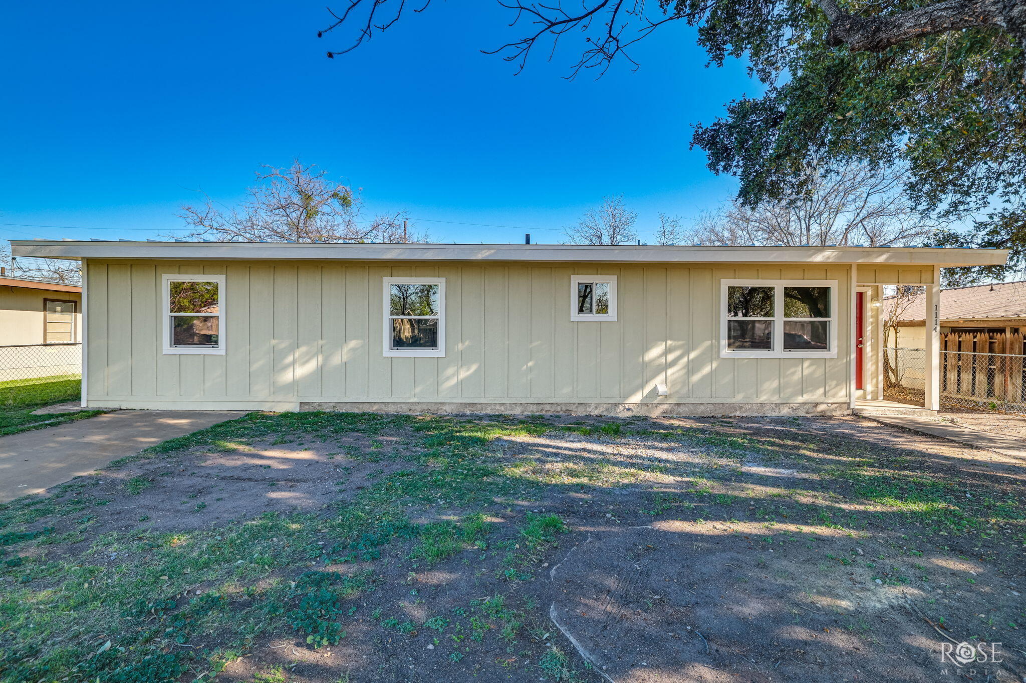 1114 E 23rd Street Property Photo 6