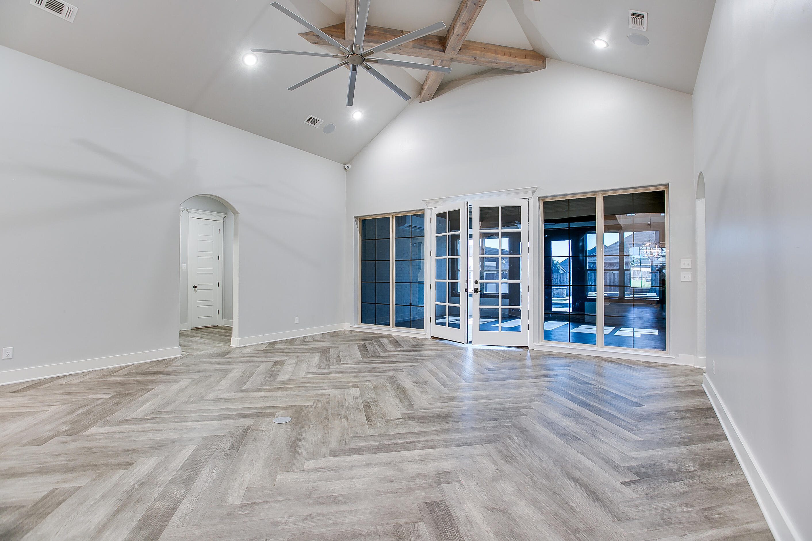 4730 Shadow Creek Drive Property Photo 13