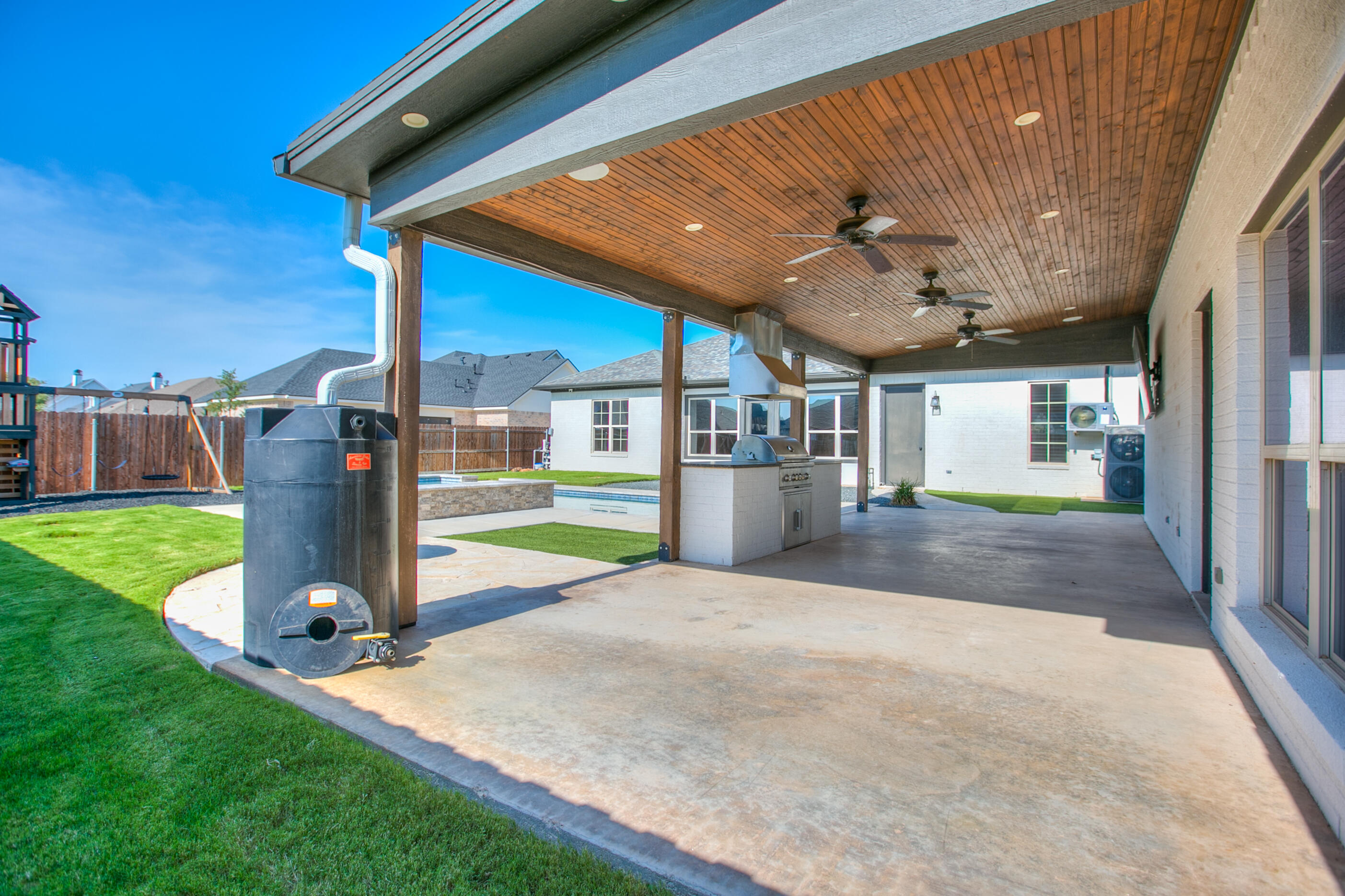 4730 Shadow Creek Drive Property Photo 34