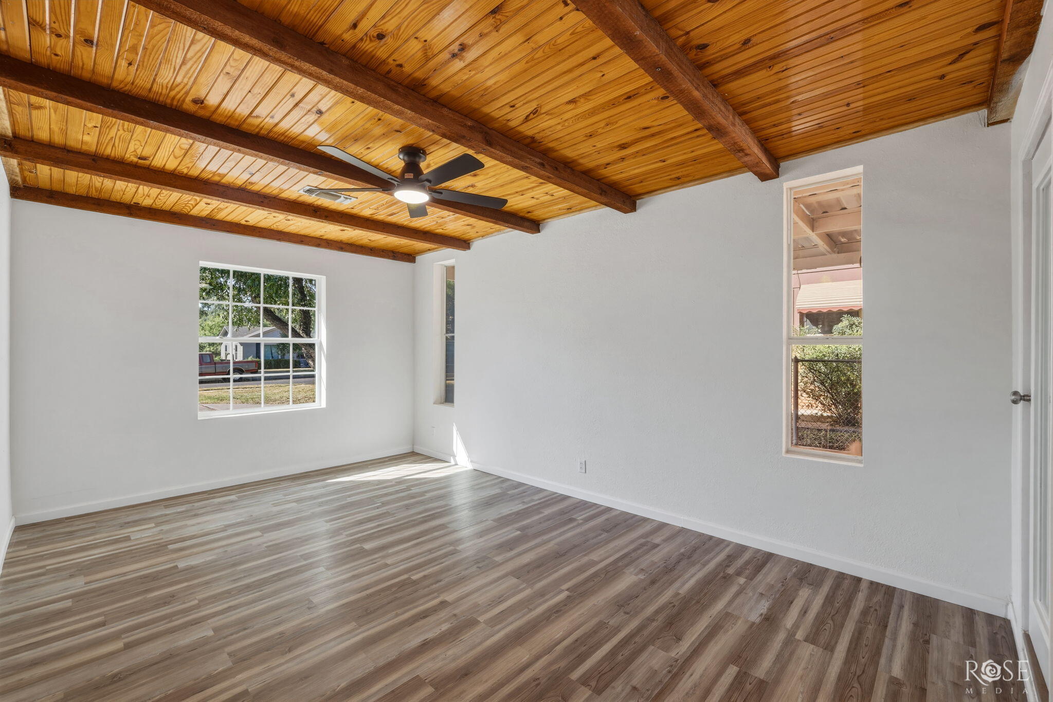2402 Coleman Street Property Photo 15