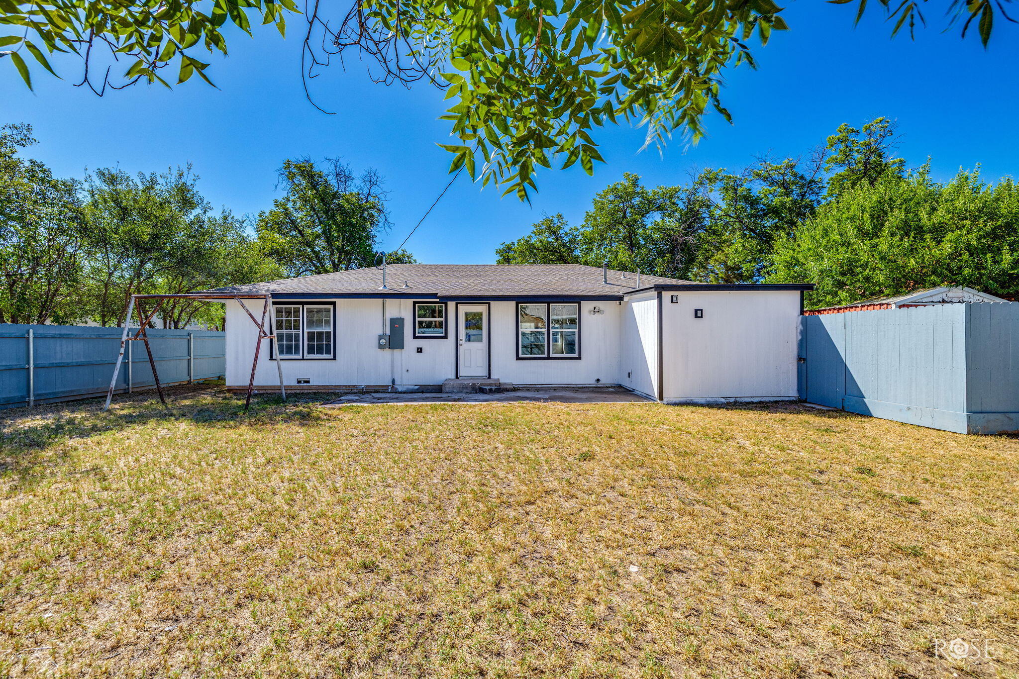 2402 Coleman Street Property Photo 26