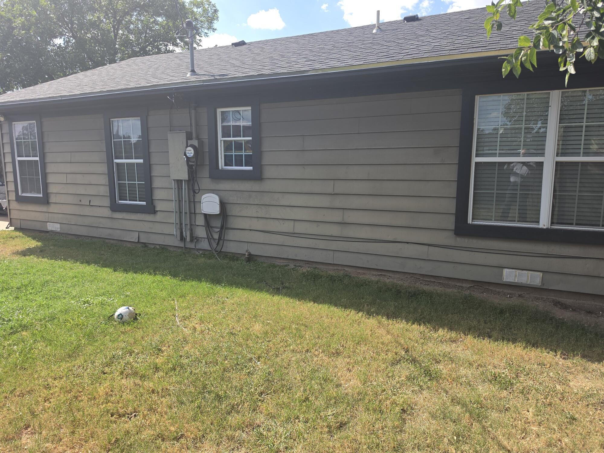 2319 Carlton Way Property Photo 16