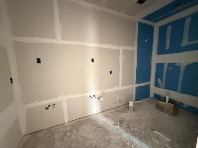 77 Moritz Circle Property Photo 6