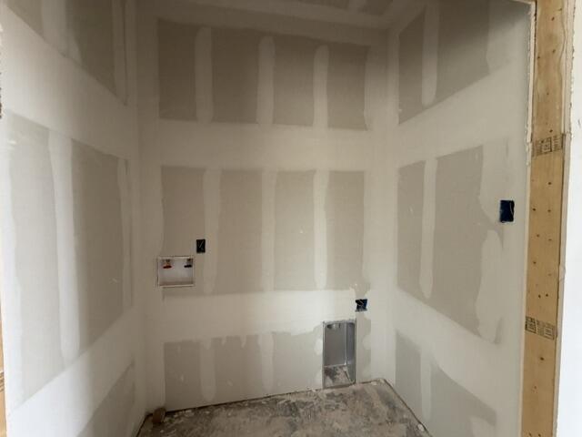 77 Moritz Circle Property Photo 9