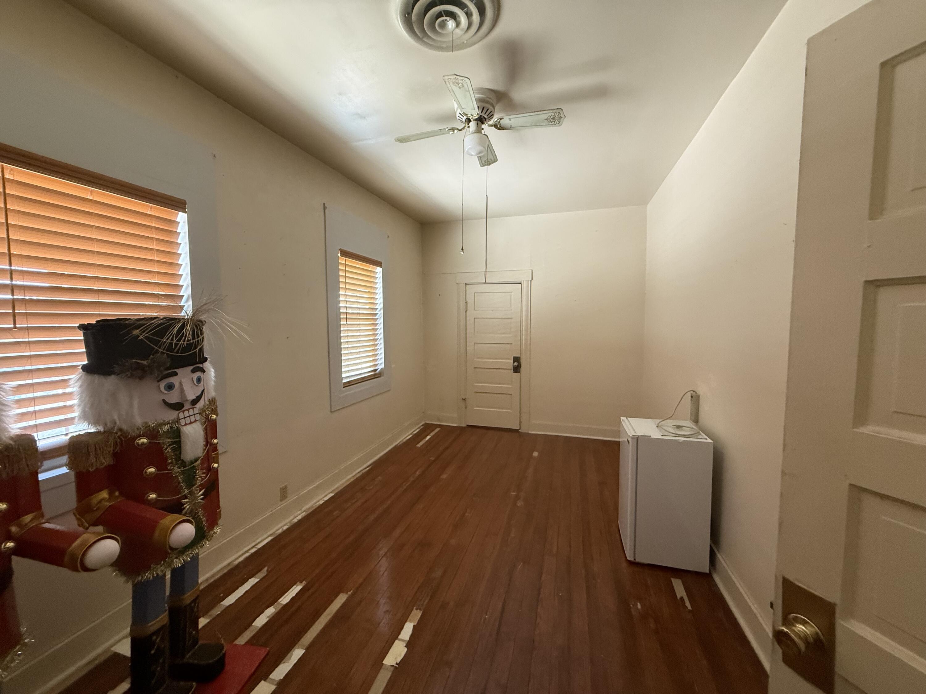 725 Parsons Street Property Photo 32