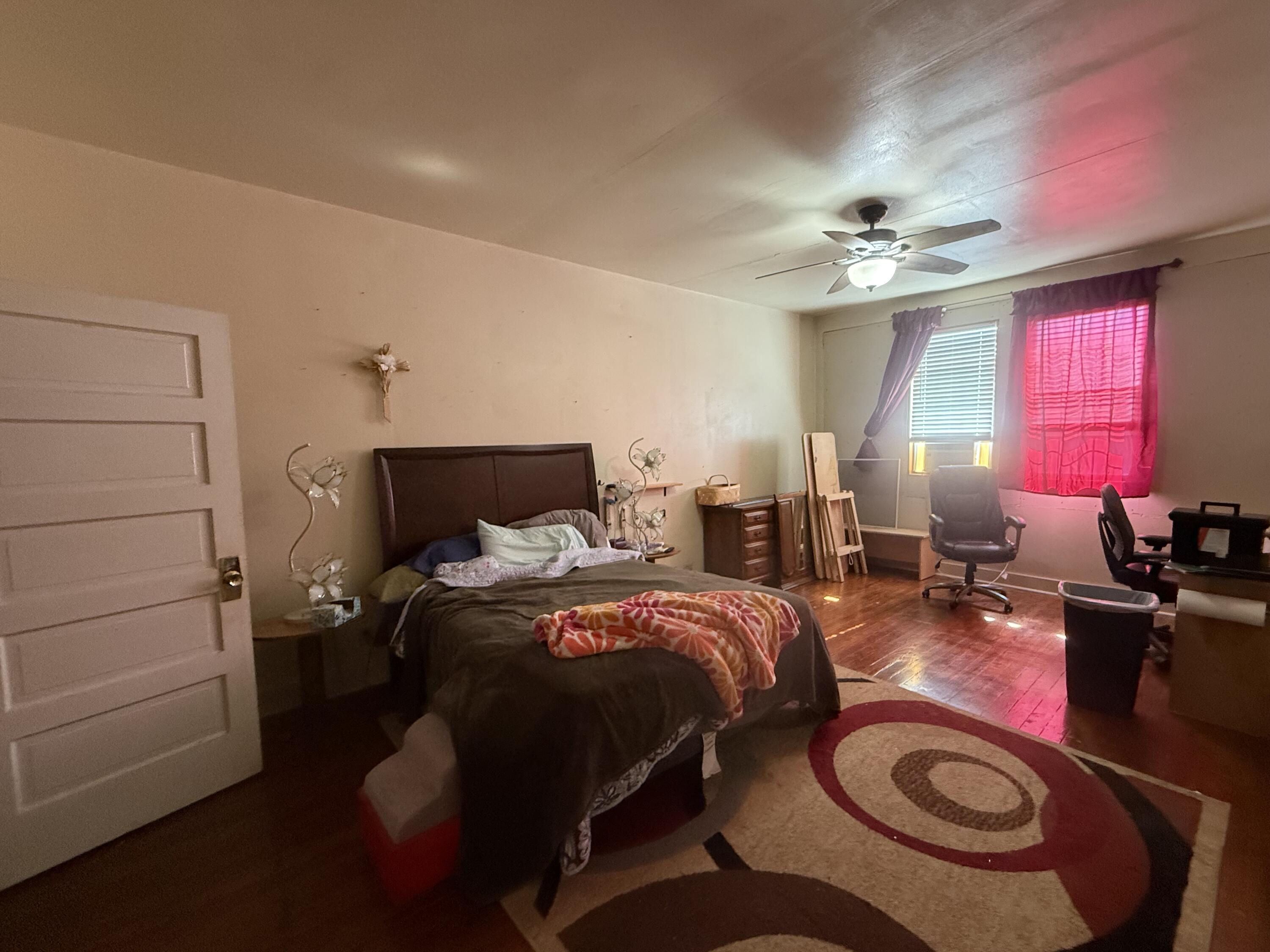 725 Parsons Street Property Photo 34