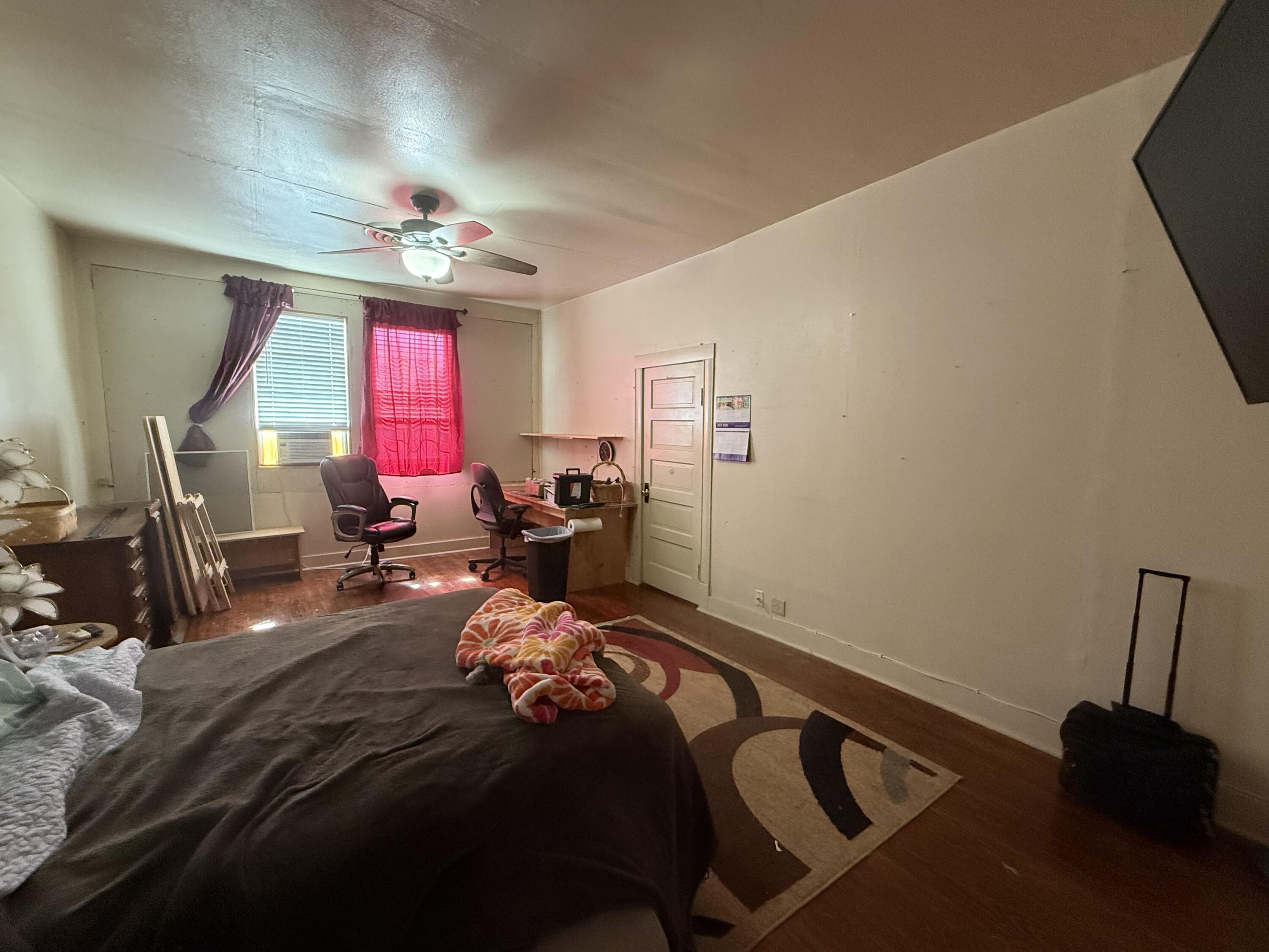 725 Parsons Street Property Photo 35