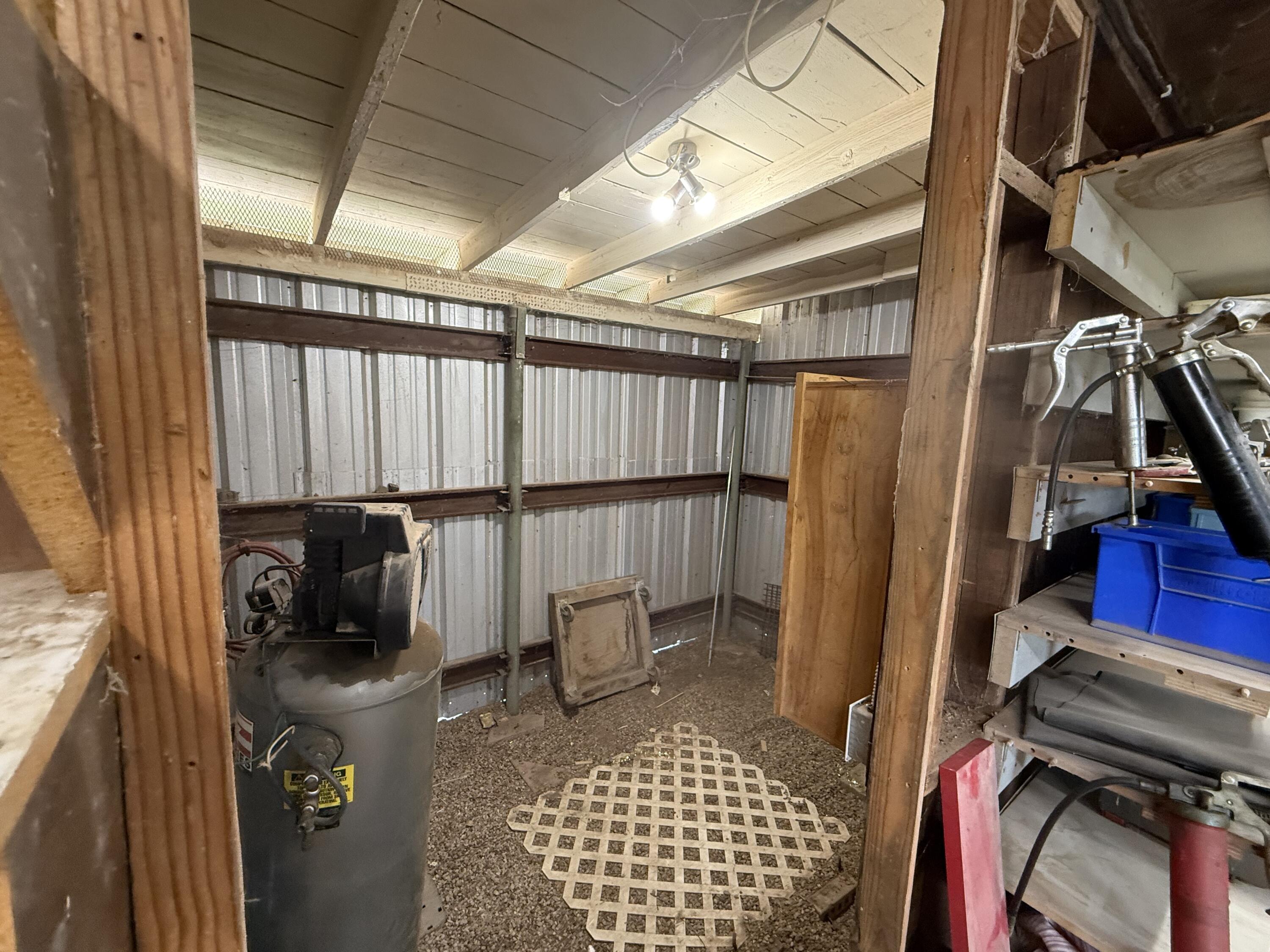 725 Parsons Street Property Photo 44
