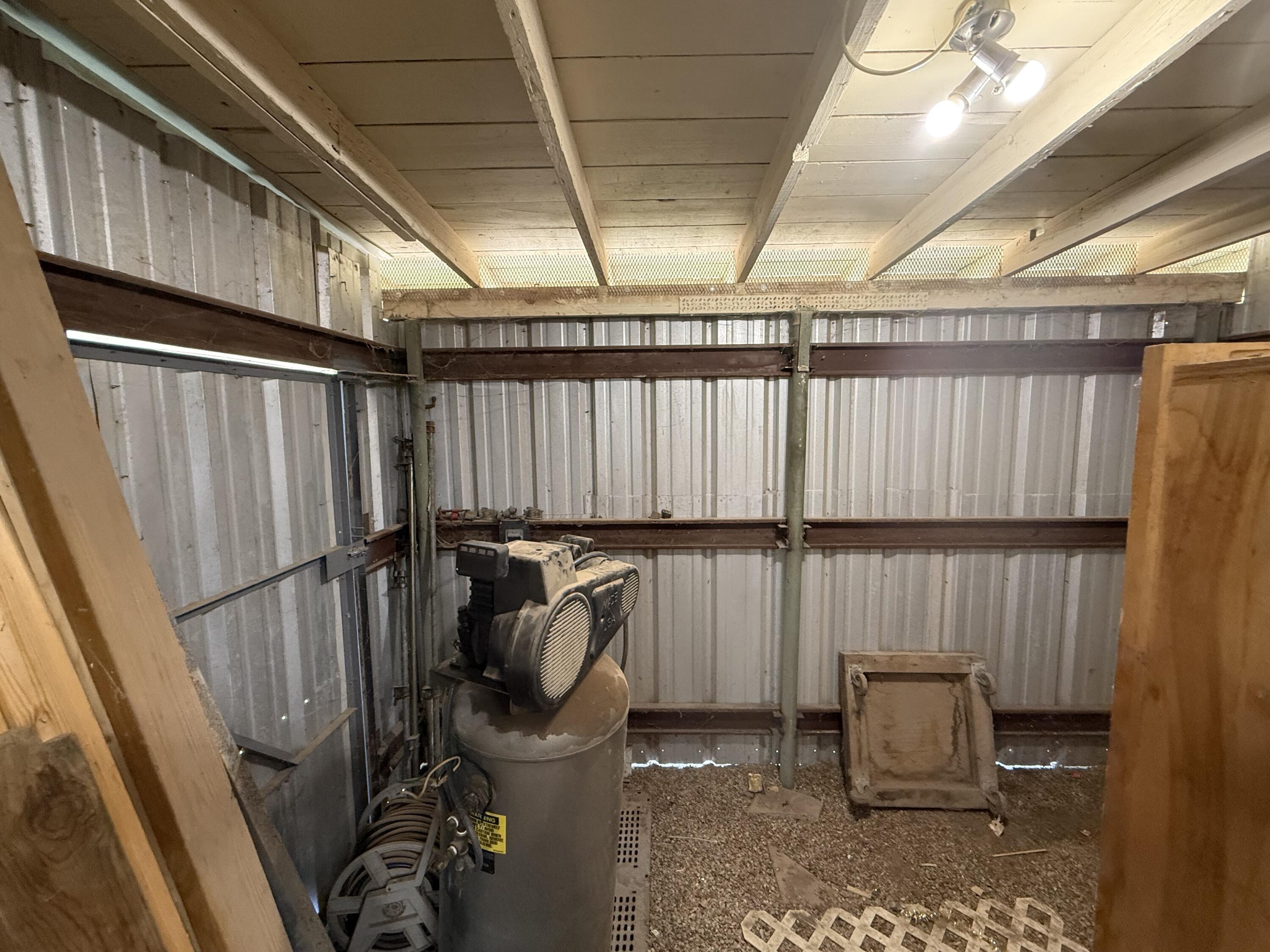 725 Parsons Street Property Photo 45