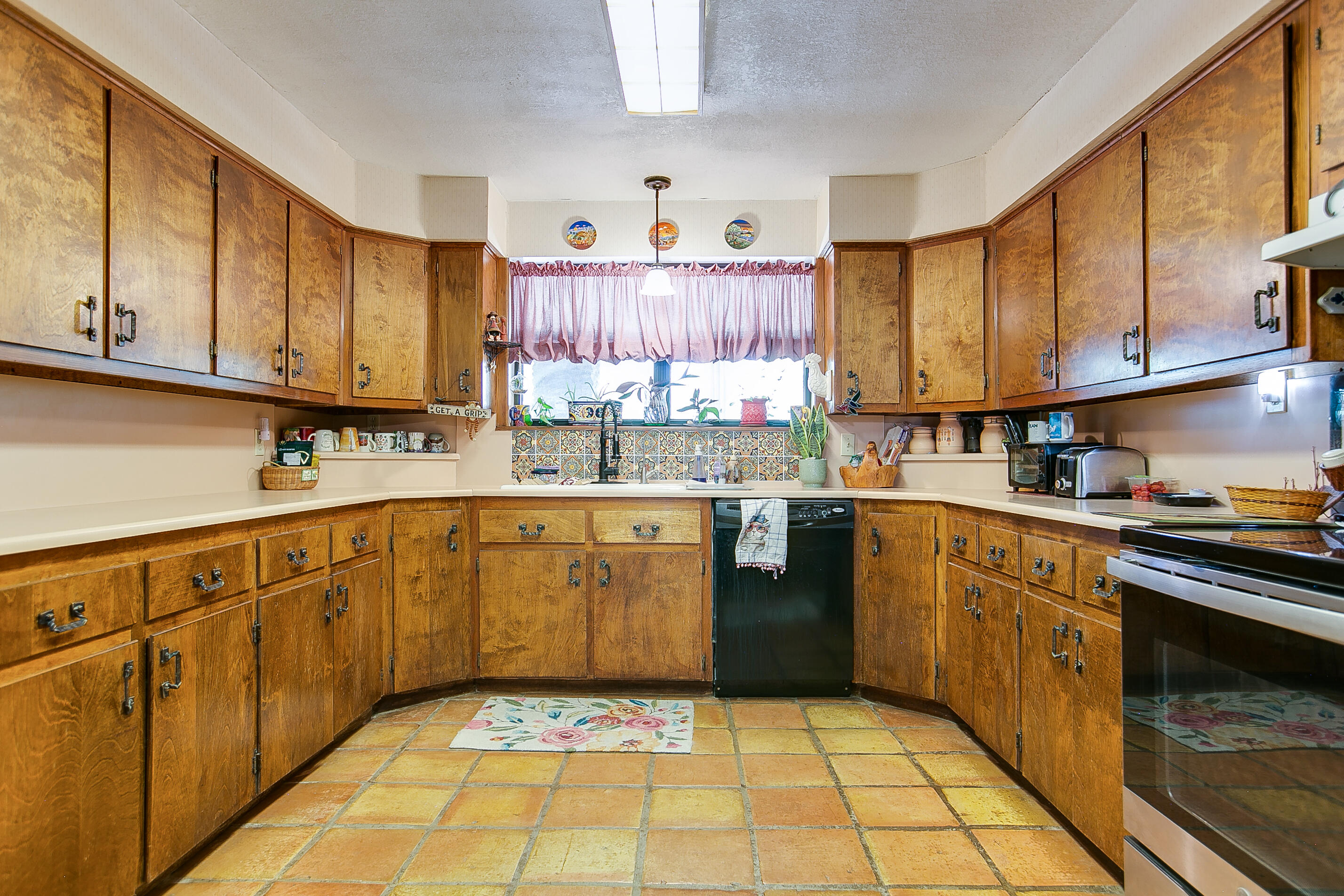 5490 S State Highway 208 Property Photo 11