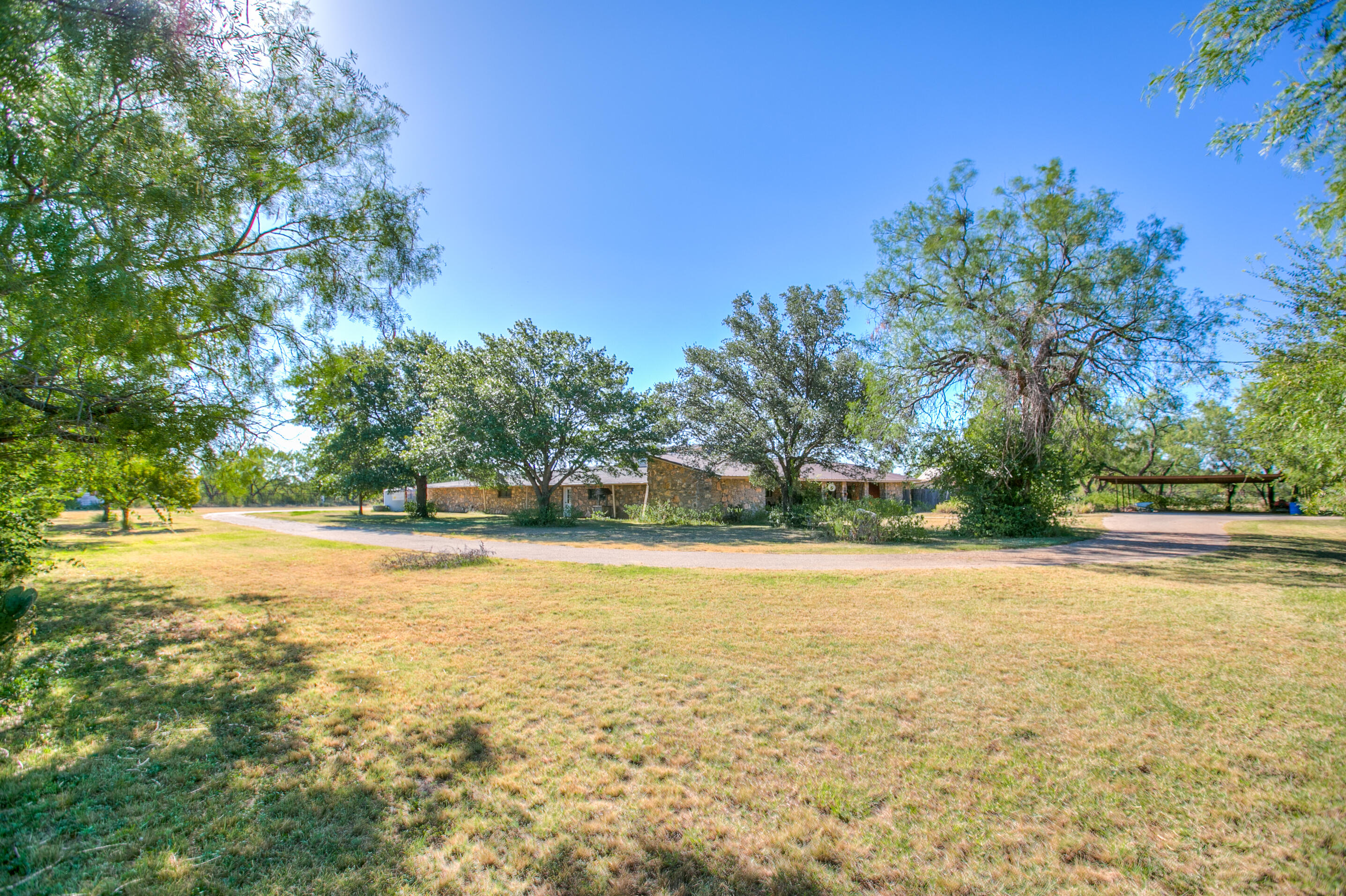 5490 S State Highway 208 Property Photo 27
