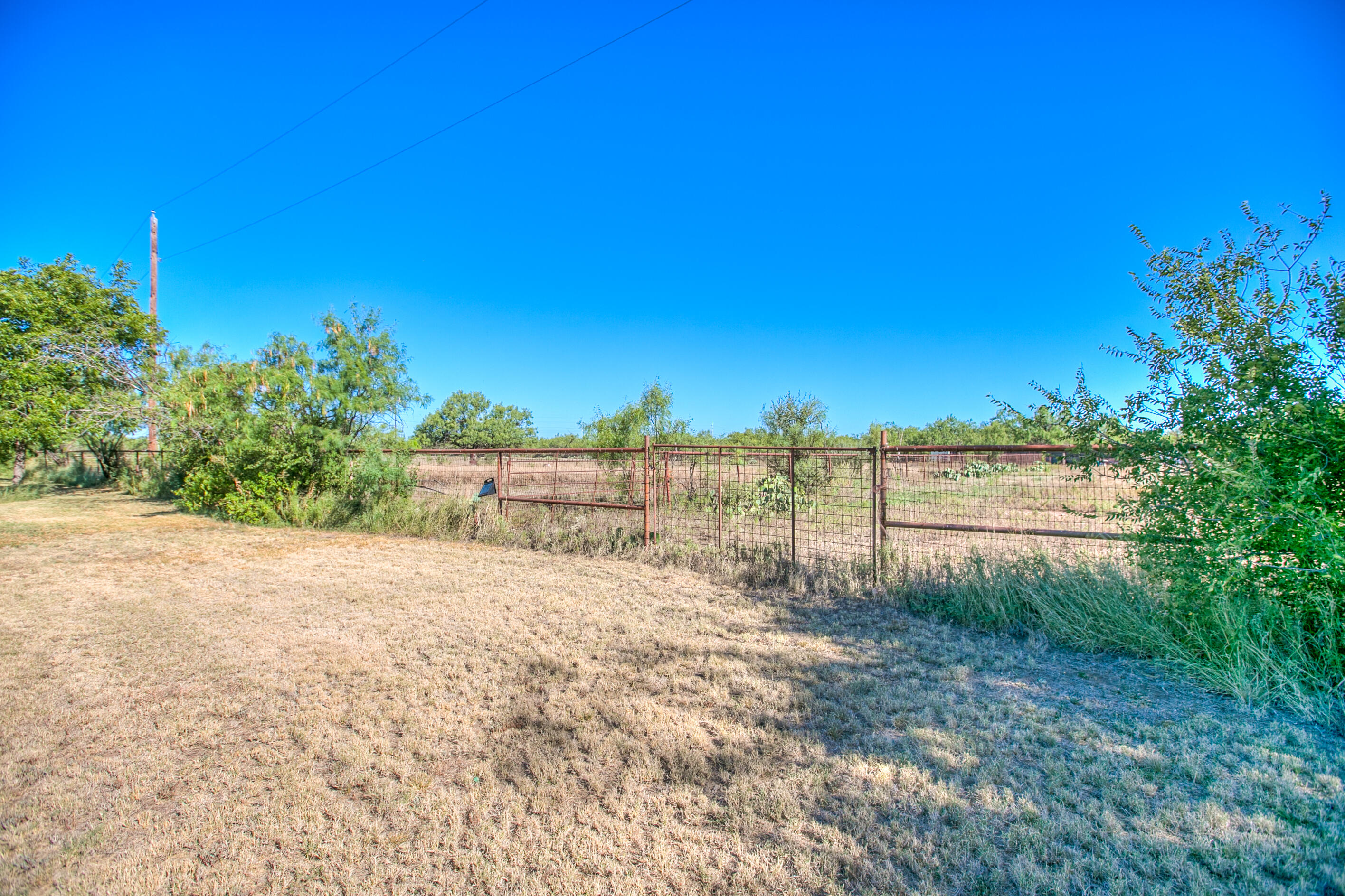 5490 S State Highway 208 Property Photo 36
