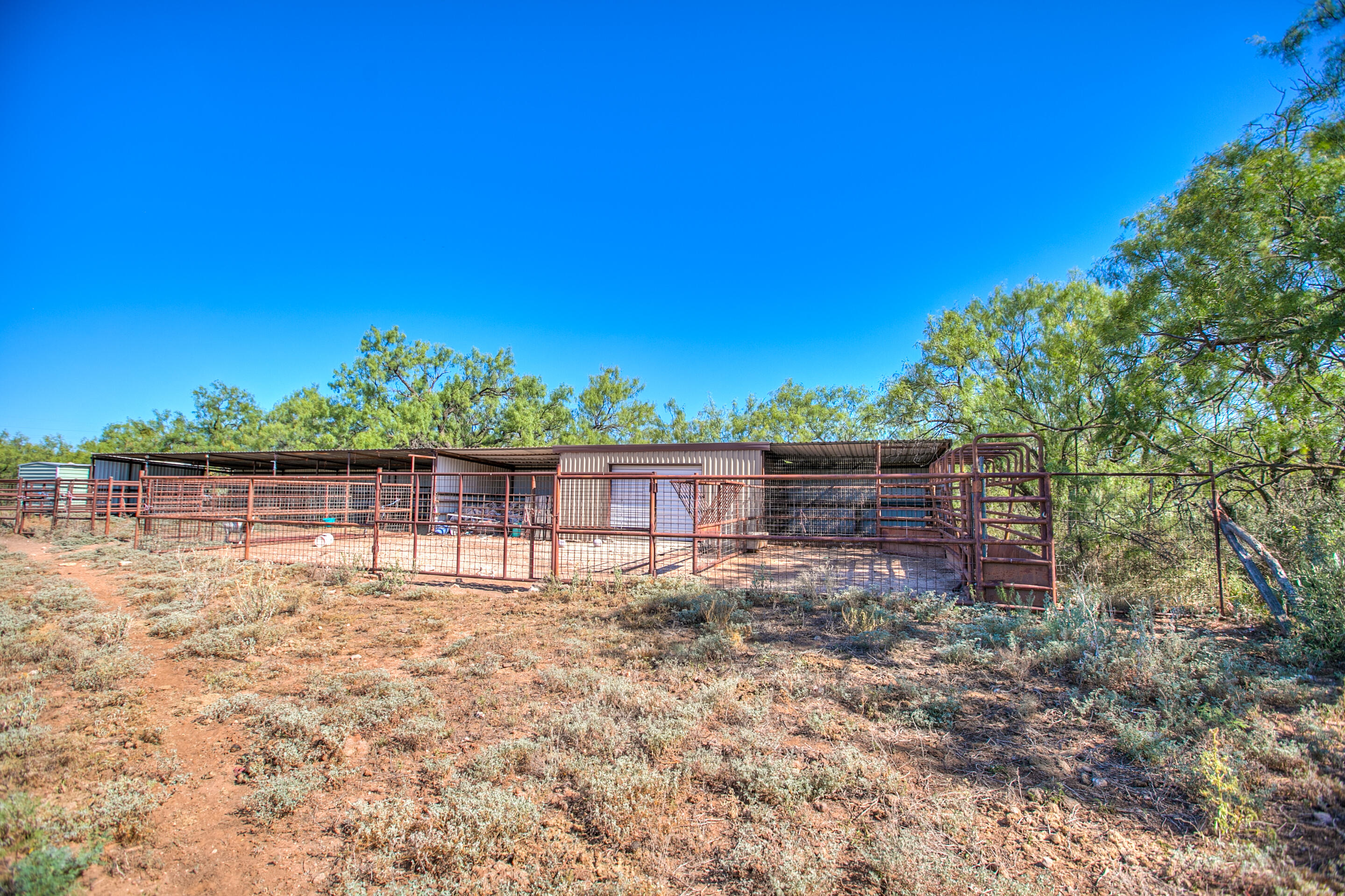 5490 S State Highway 208 Property Photo 40