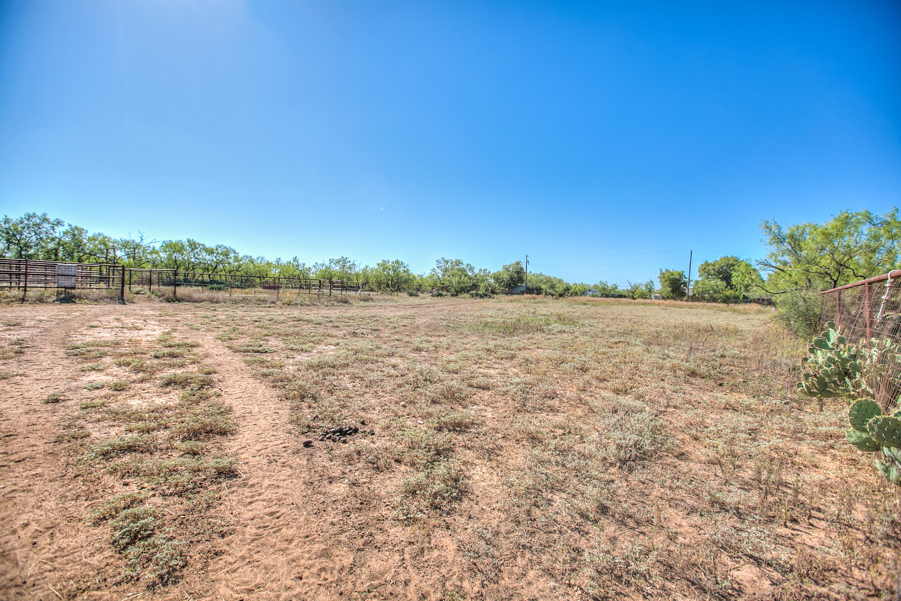 5490 S State Highway 208 Property Photo 42