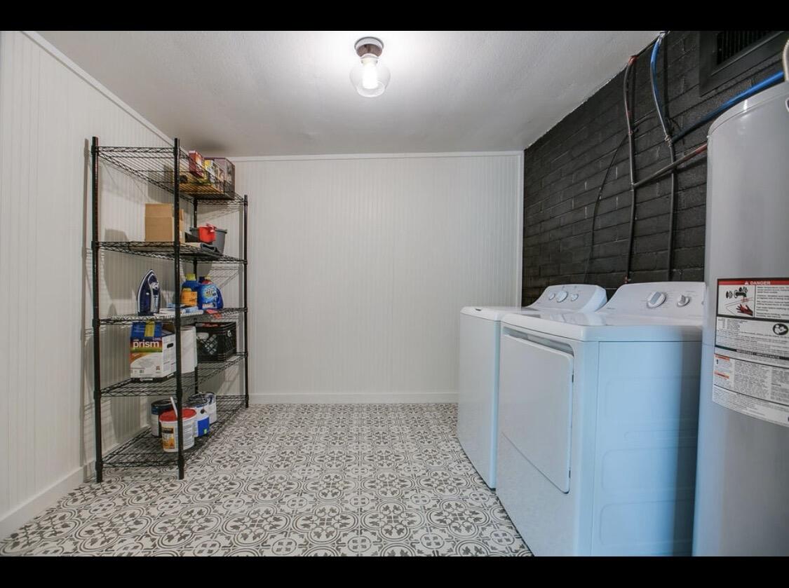 2095 End Street Property Photo 12