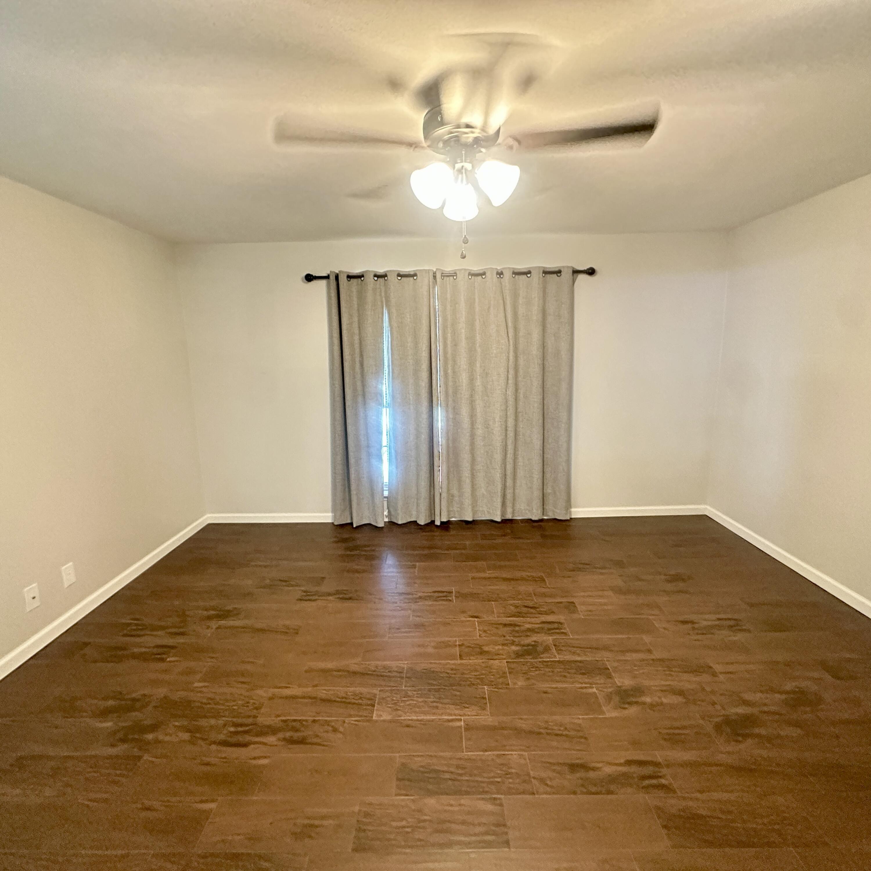 2480 University Avenue, Unit C Property Photo 10