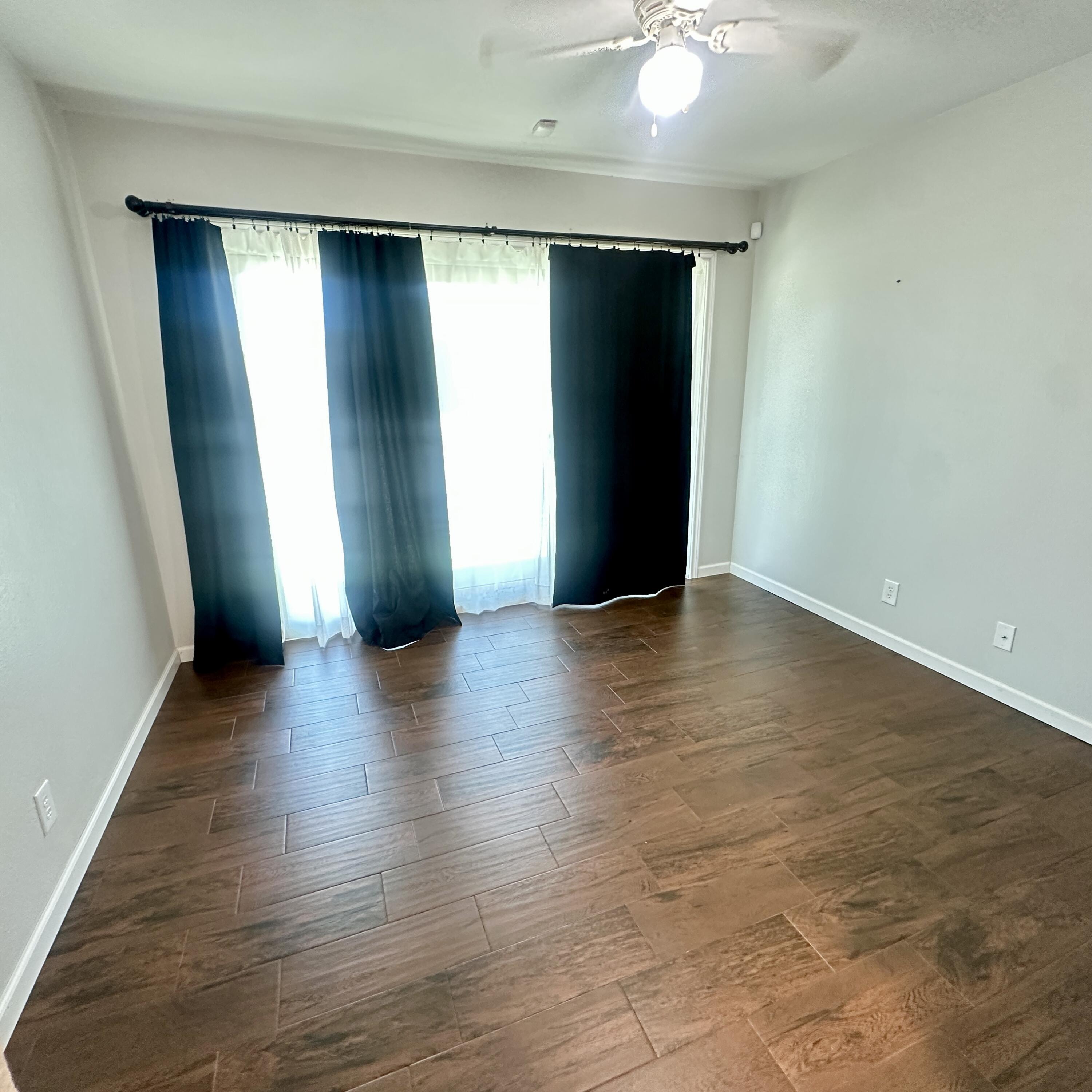 2480 University Avenue, Unit C Property Photo 11