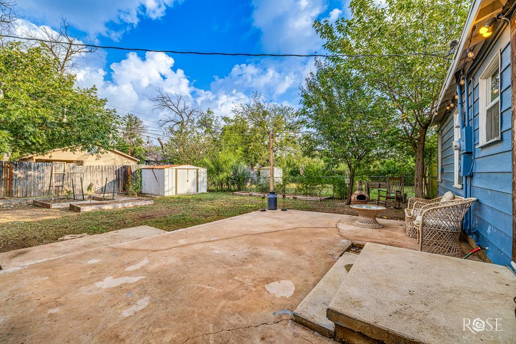 2022 Live Oak Street Property Photo 19