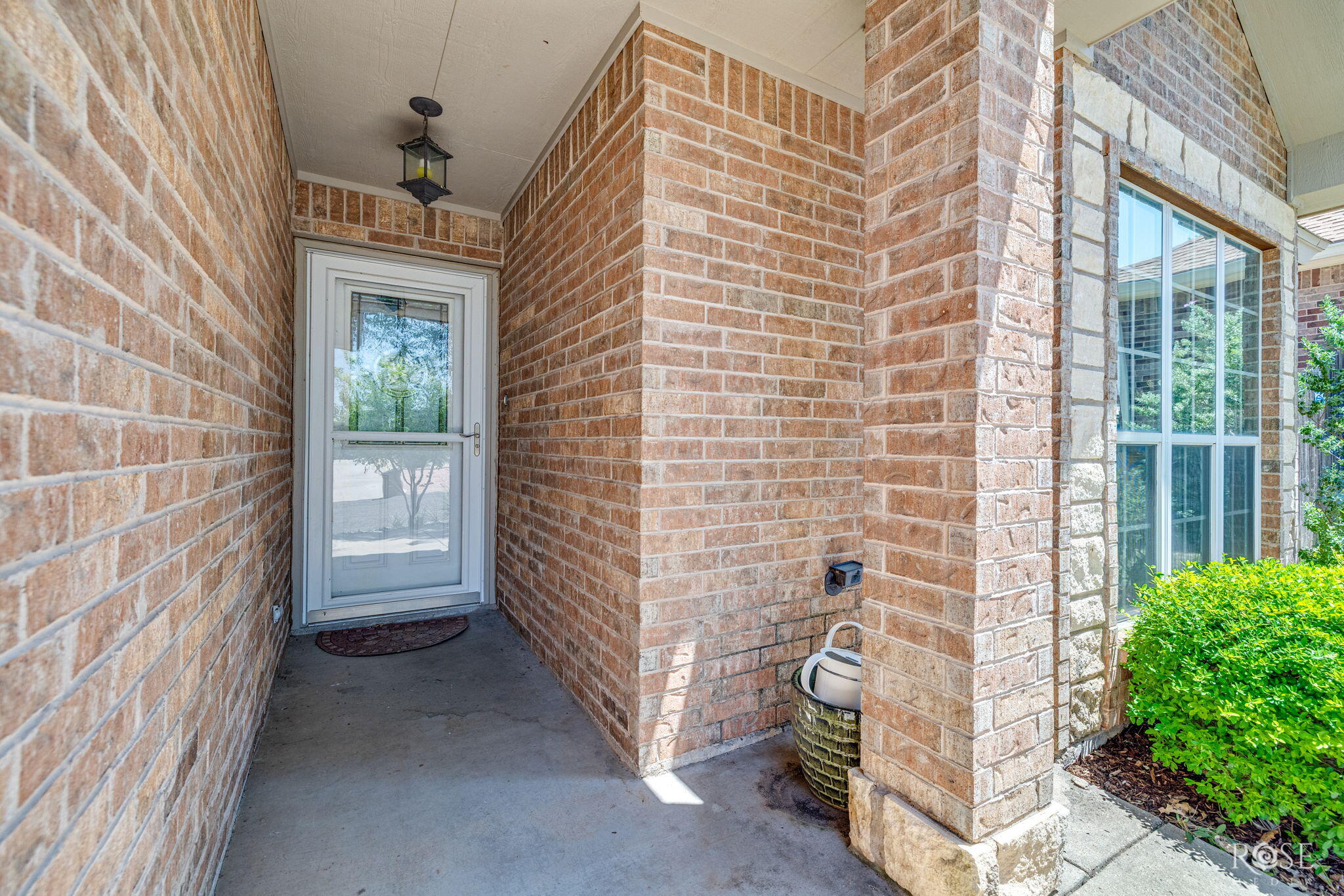 1208 Coventry Lane Property Photo 3