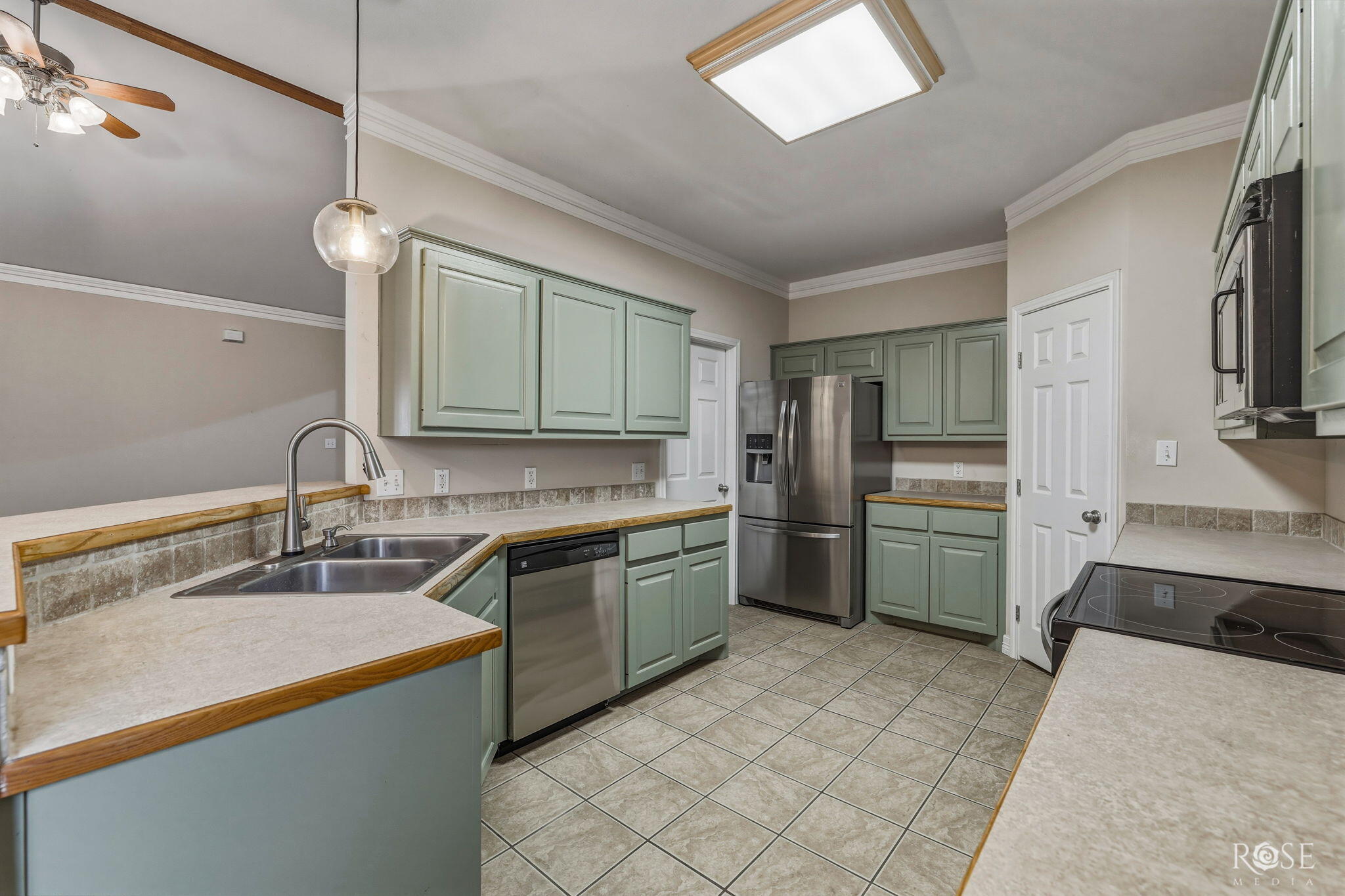 1208 Coventry Lane Property Photo 11