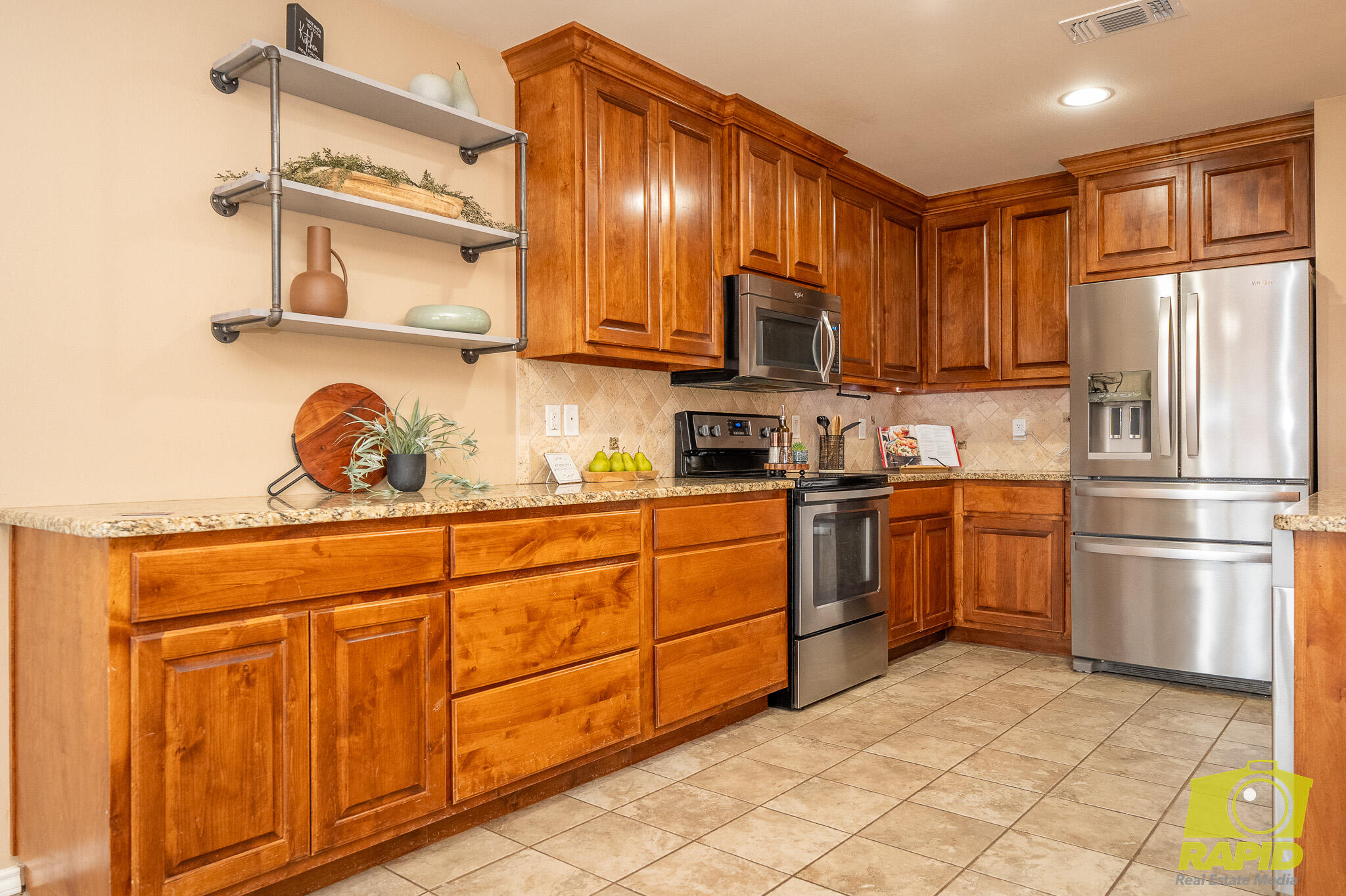 4161 Huntleigh Drive Property Photo 3