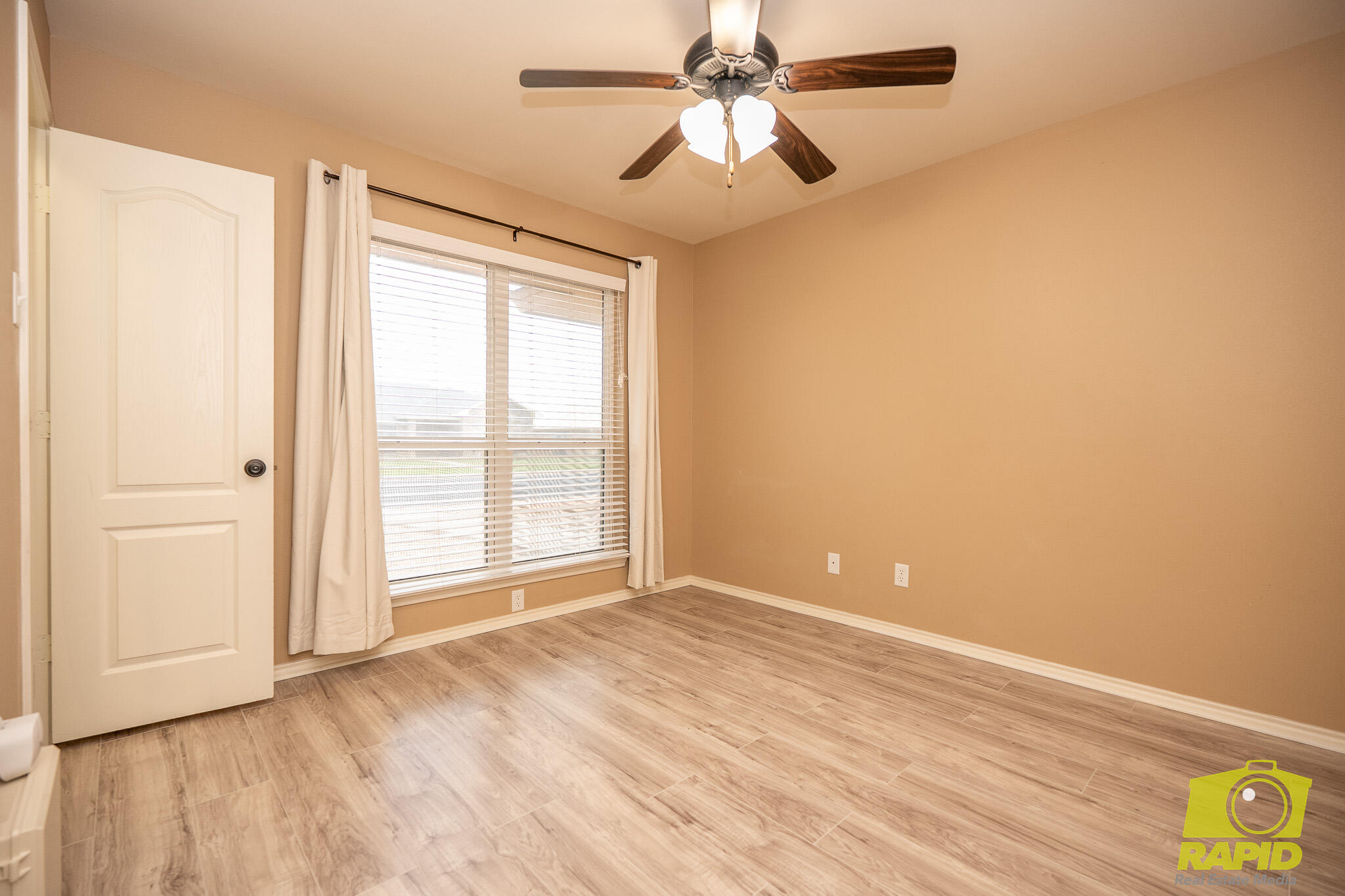4161 Huntleigh Drive Property Photo 23
