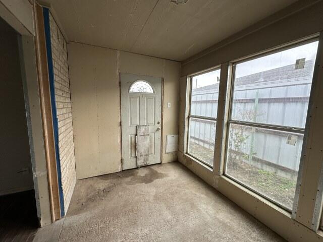2930 Waco Street Property Photo 11