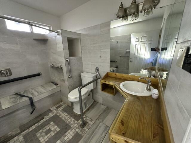2930 Waco Street Property Photo 17