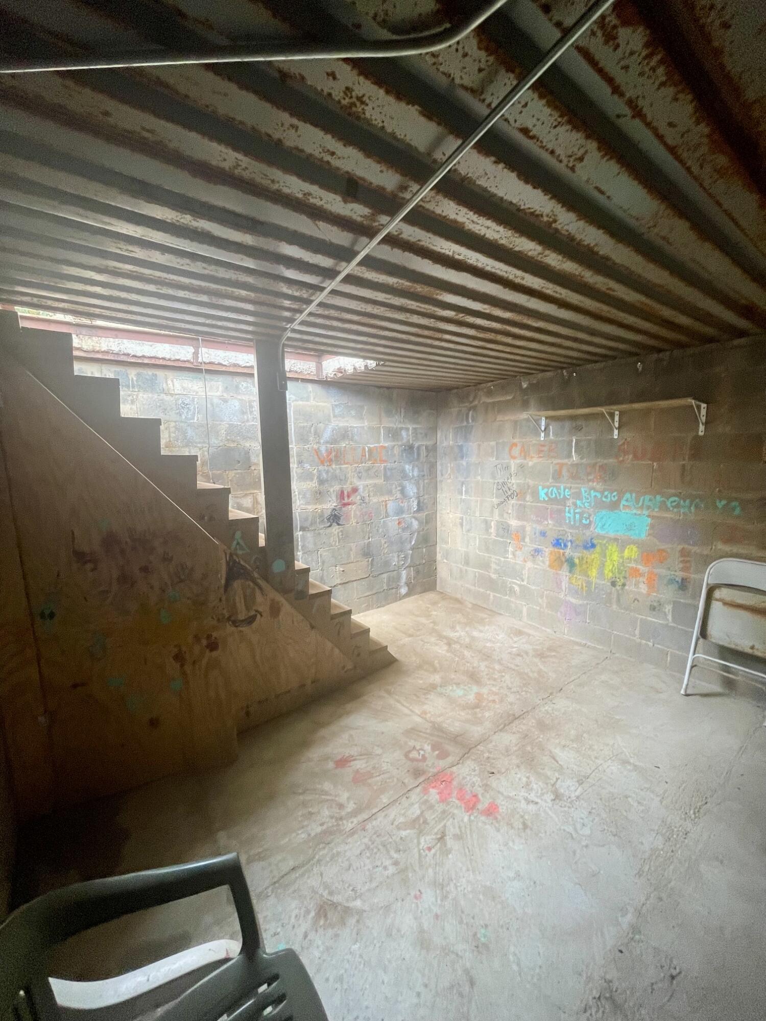 2253 E Valley Drive Property Photo 26