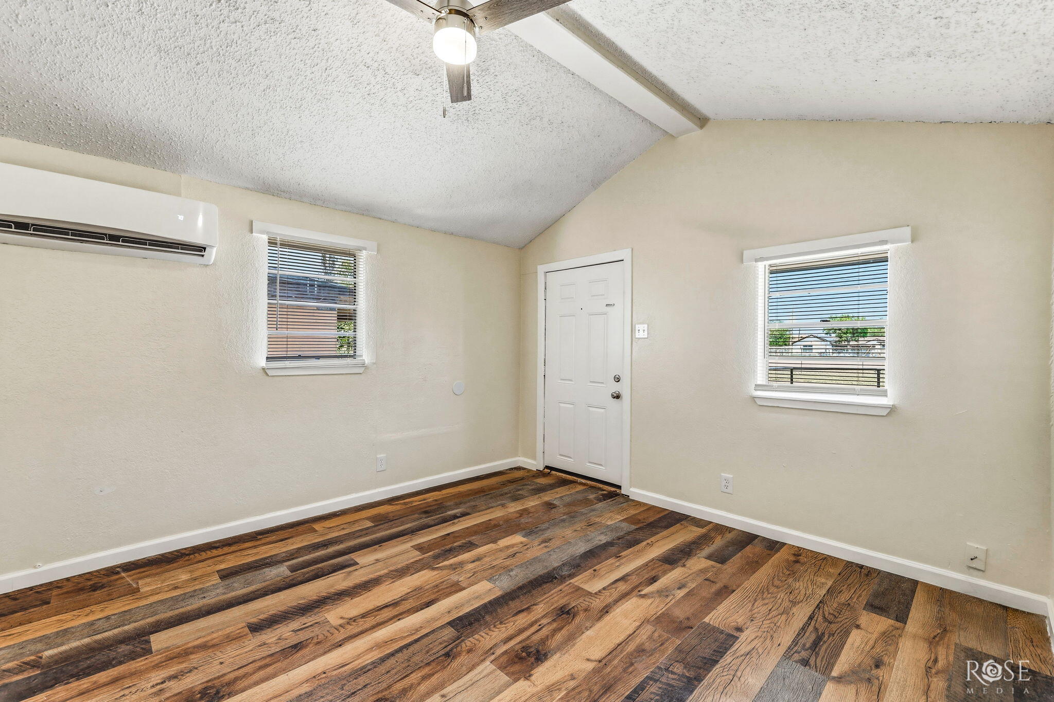 917 Texas Avenue Property Photo 9