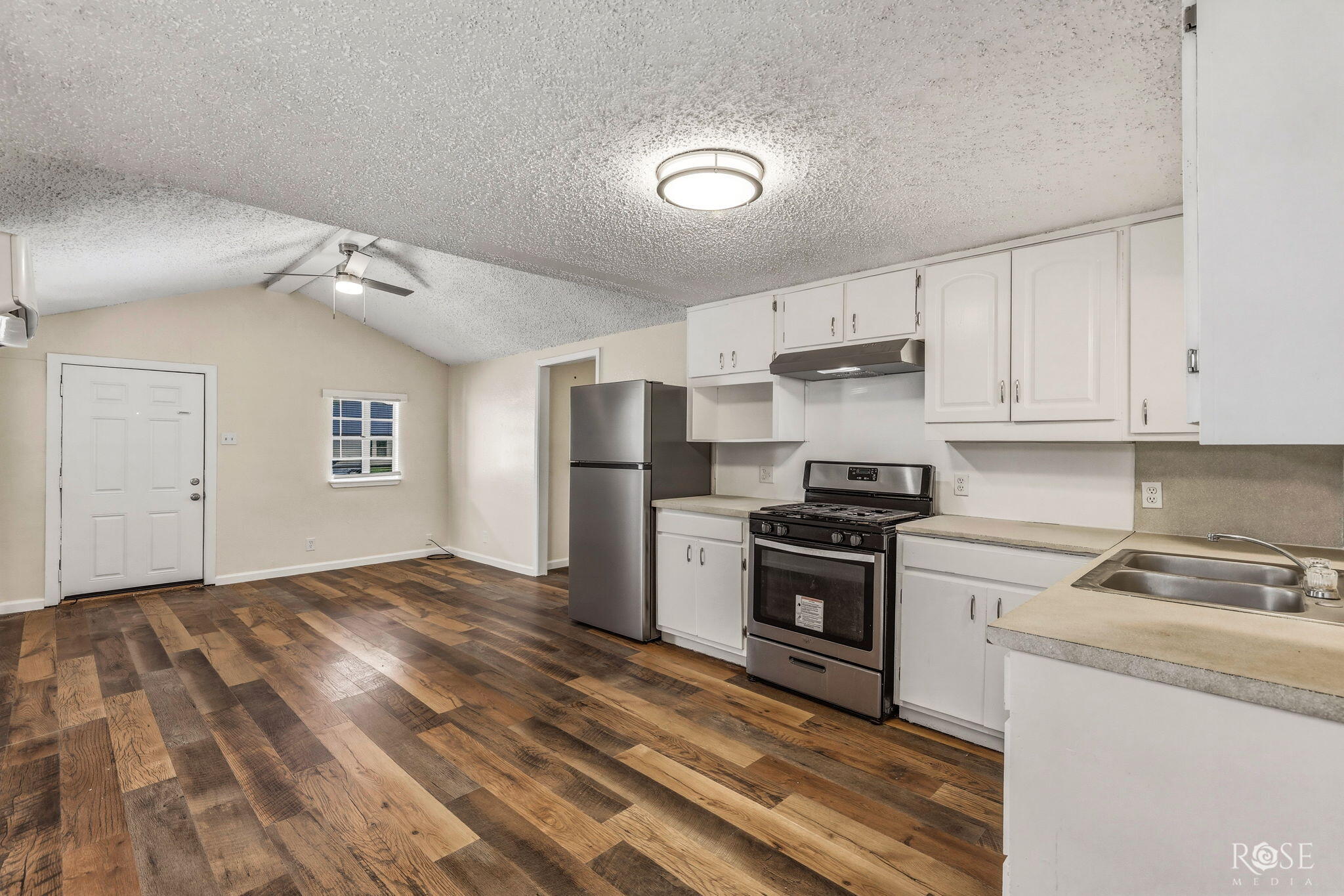 917 Texas Avenue Property Photo 12