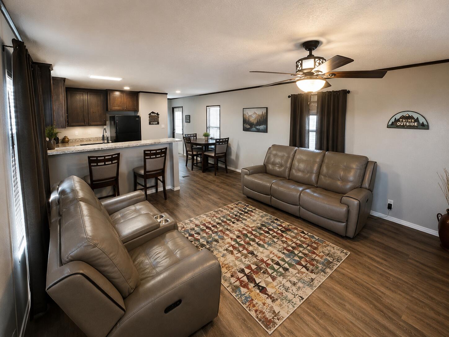 640 E Lake Road Property Photo 3