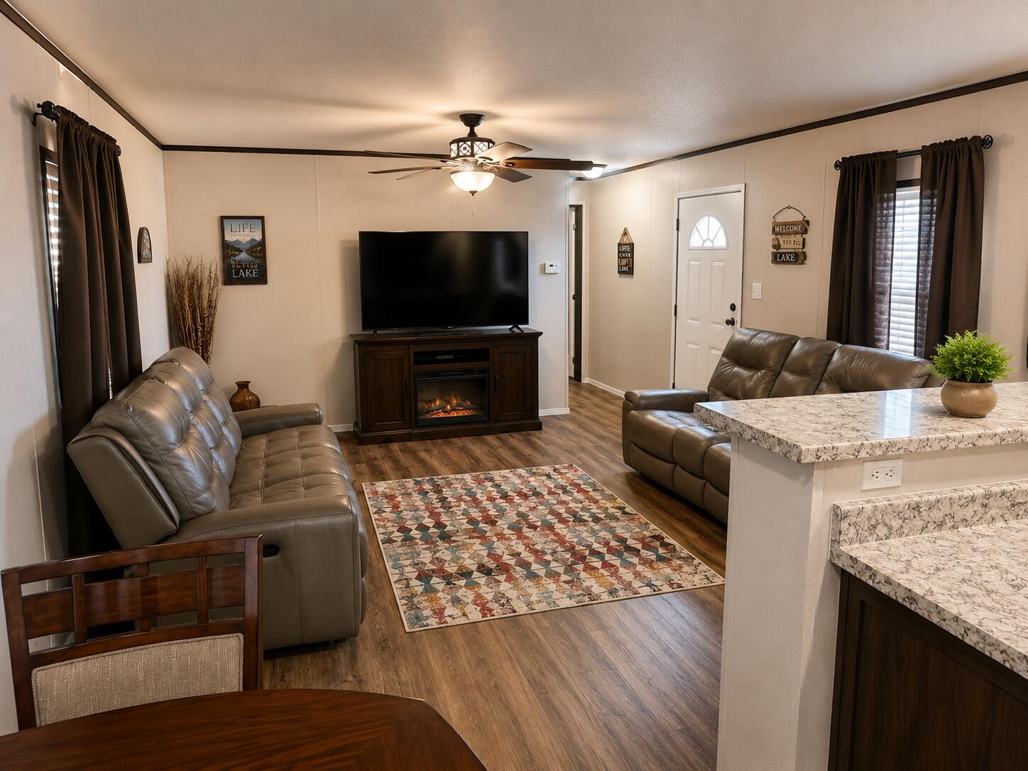 640 E Lake Road Property Photo 4
