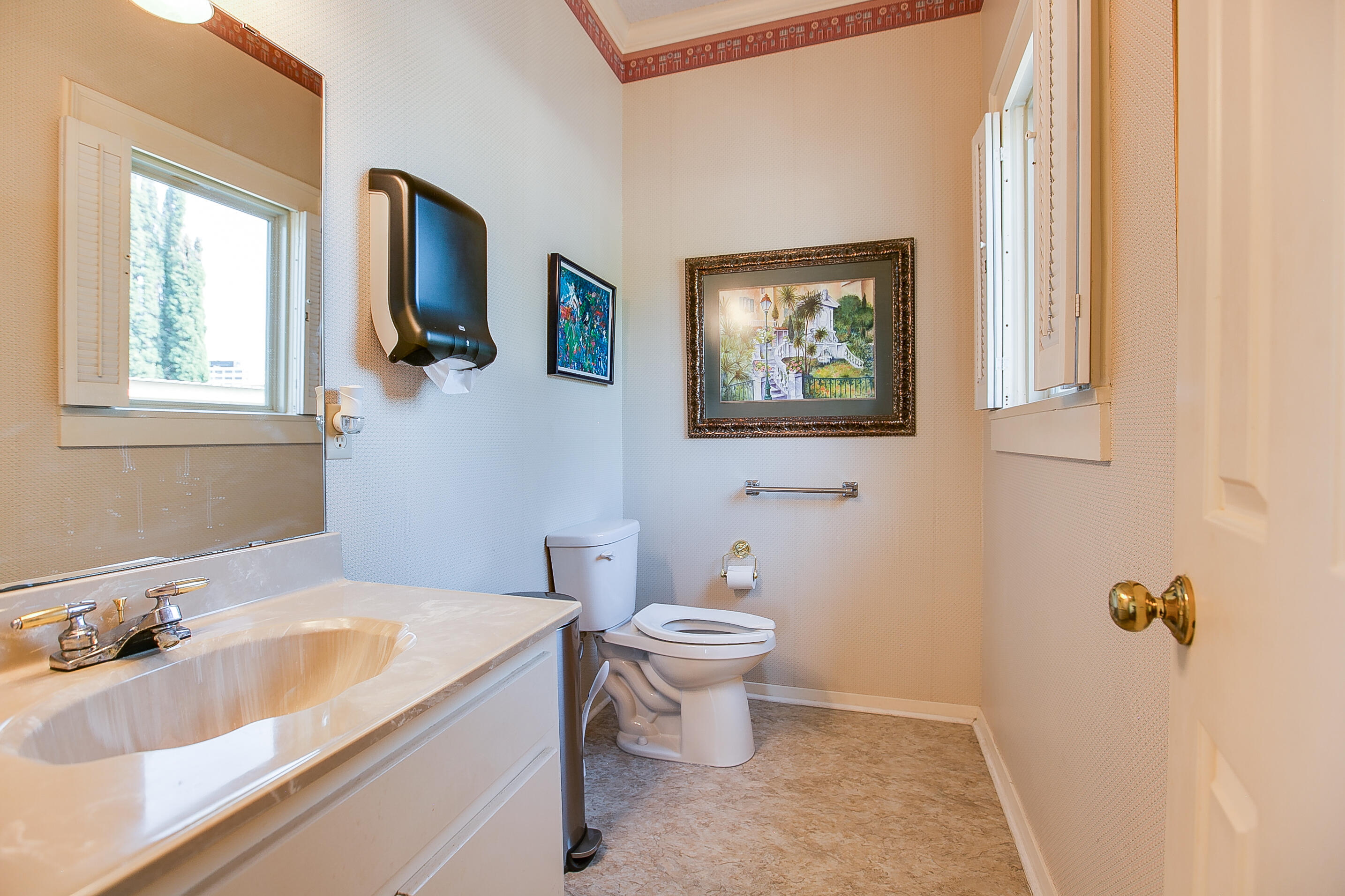 421 W Concho Avenue Property Photo 32