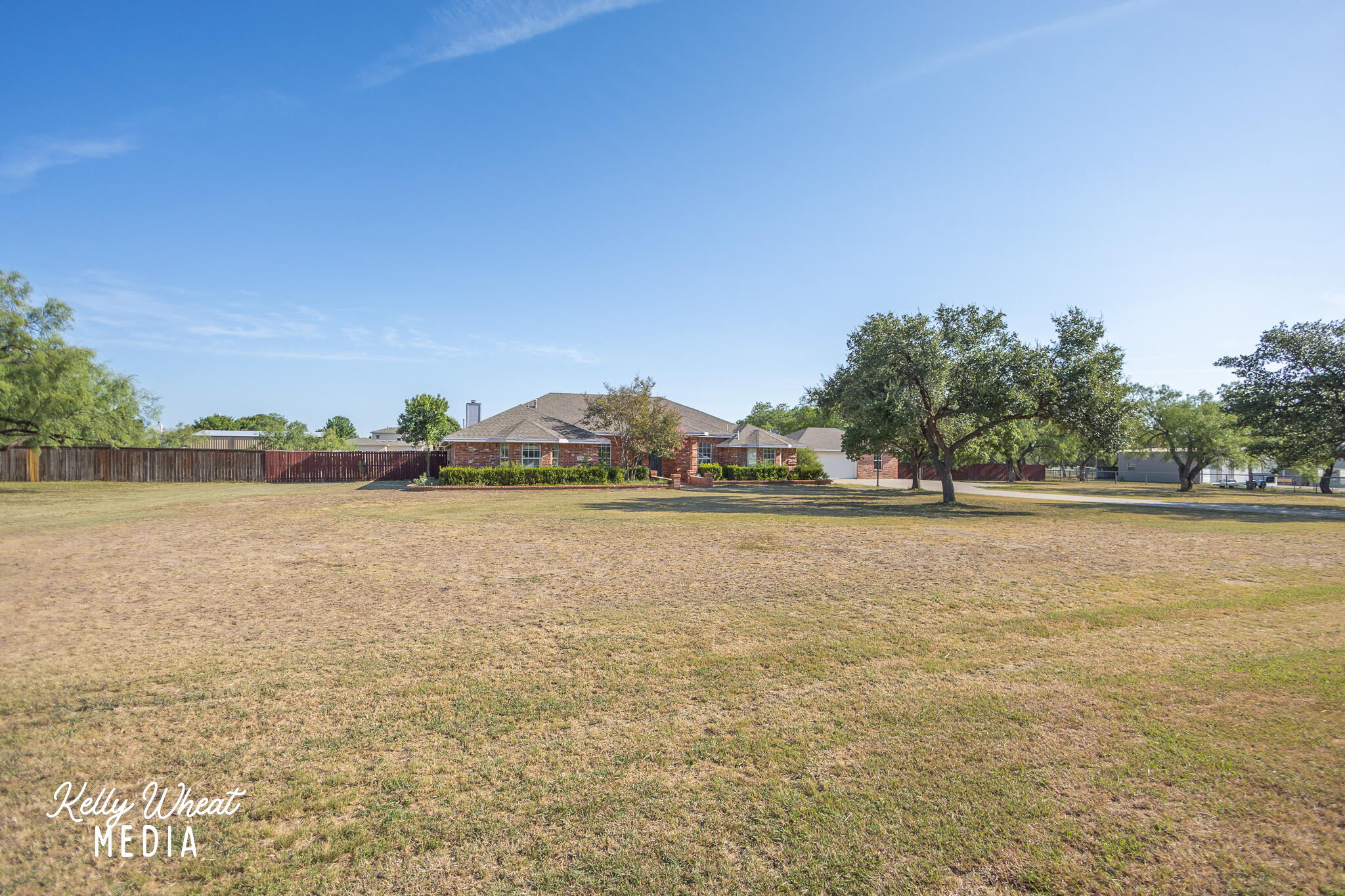 1526 Ray Street Property Photo 4