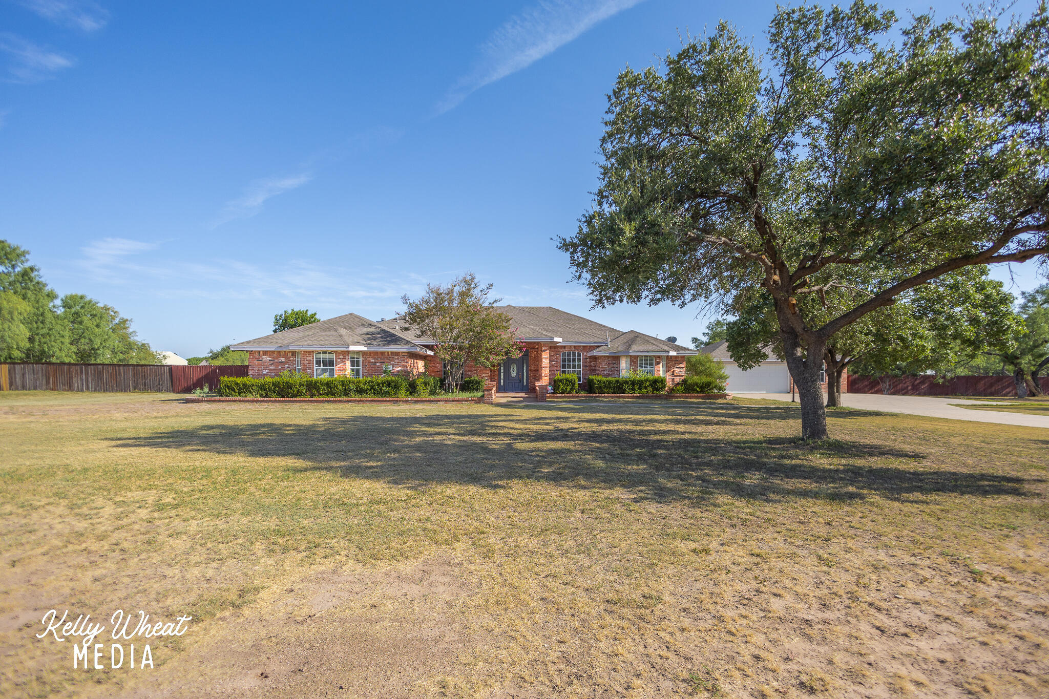 1526 Ray Street Property Photo 5