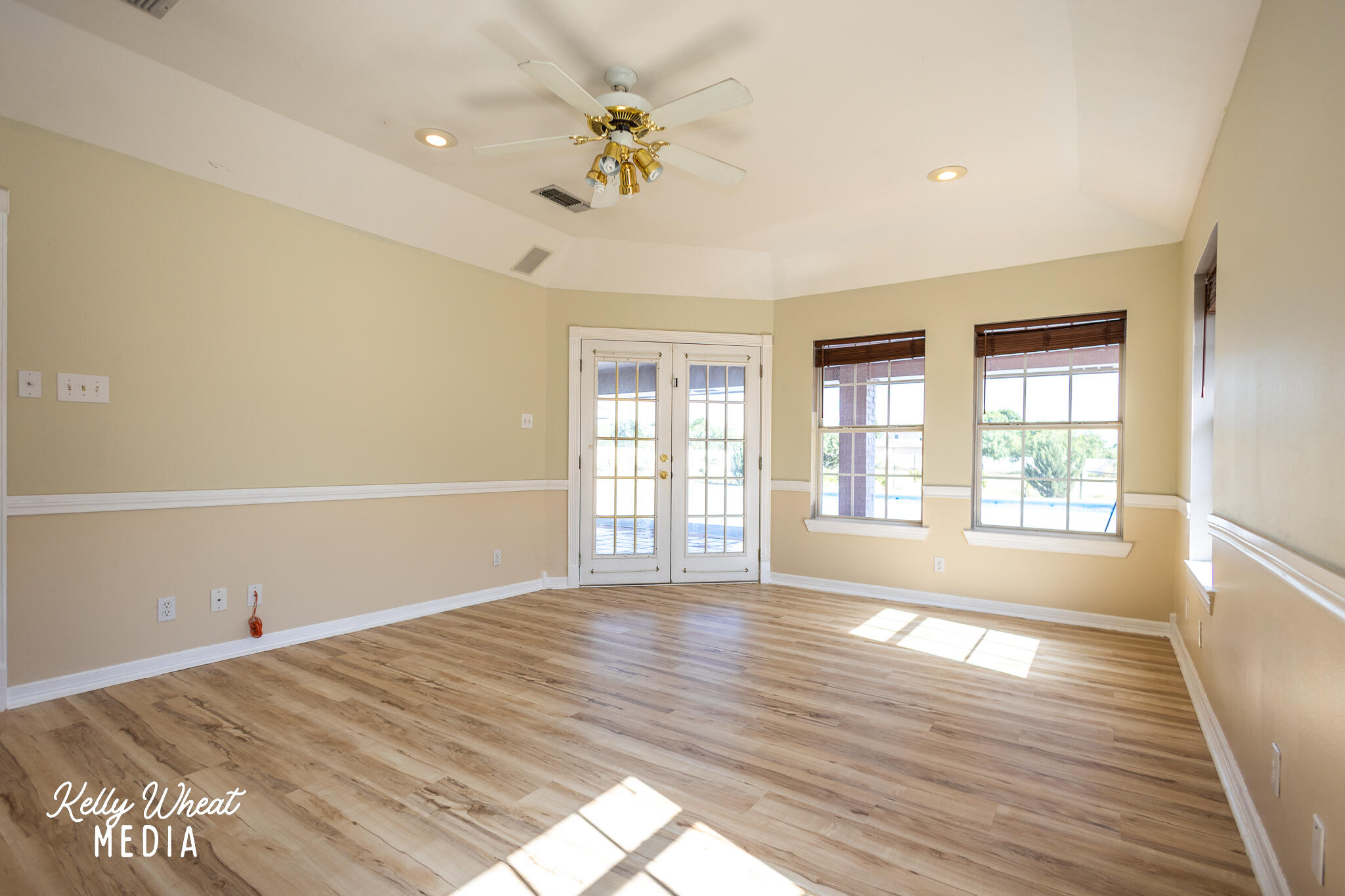1526 Ray Street Property Photo 18