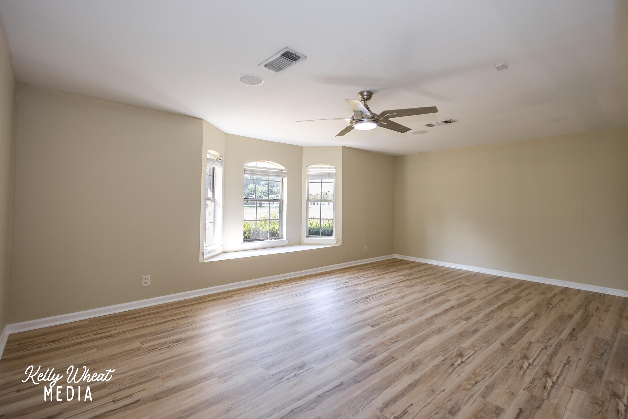 1526 Ray Street Property Photo 21