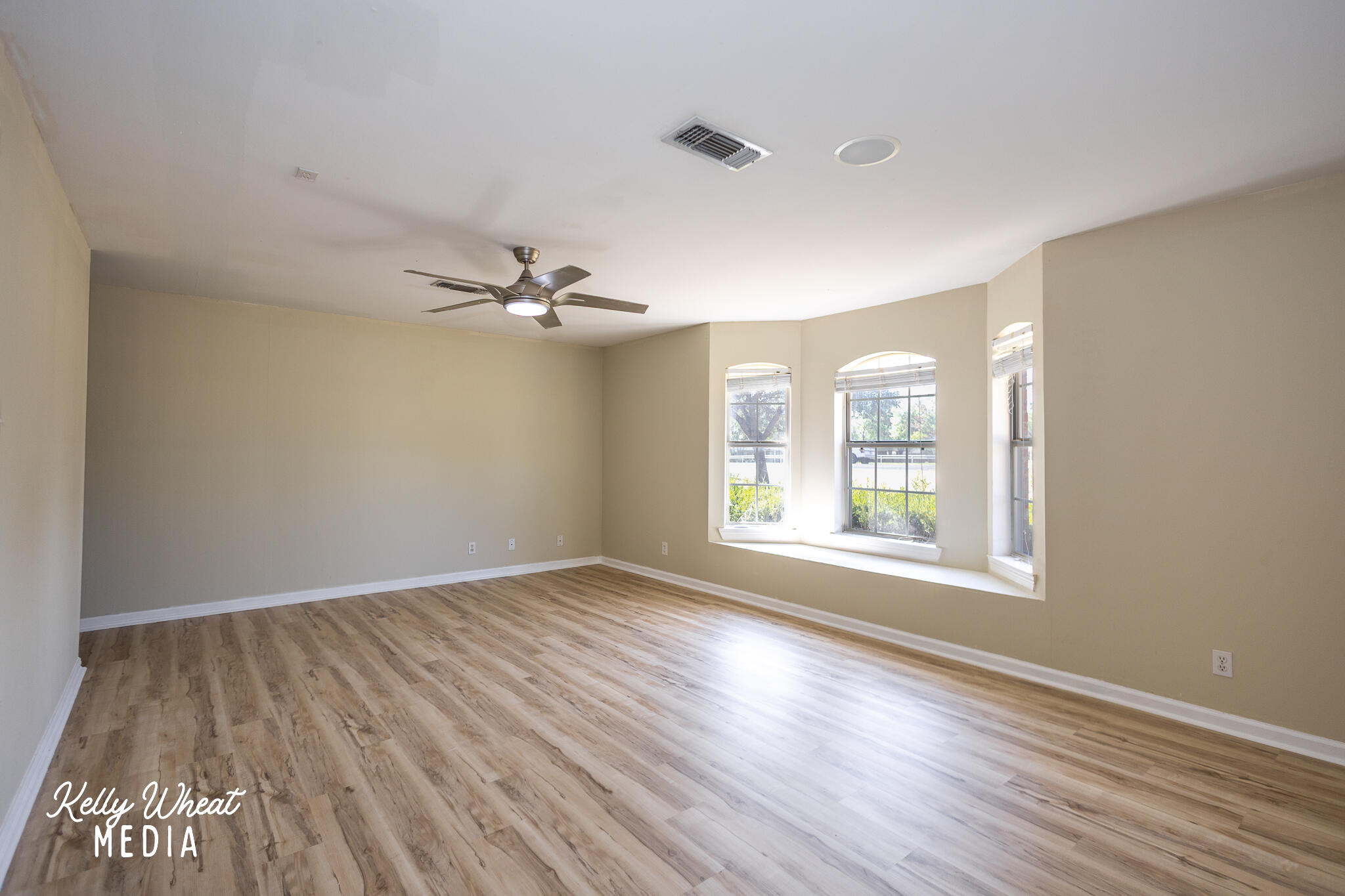 1526 Ray Street Property Photo 23
