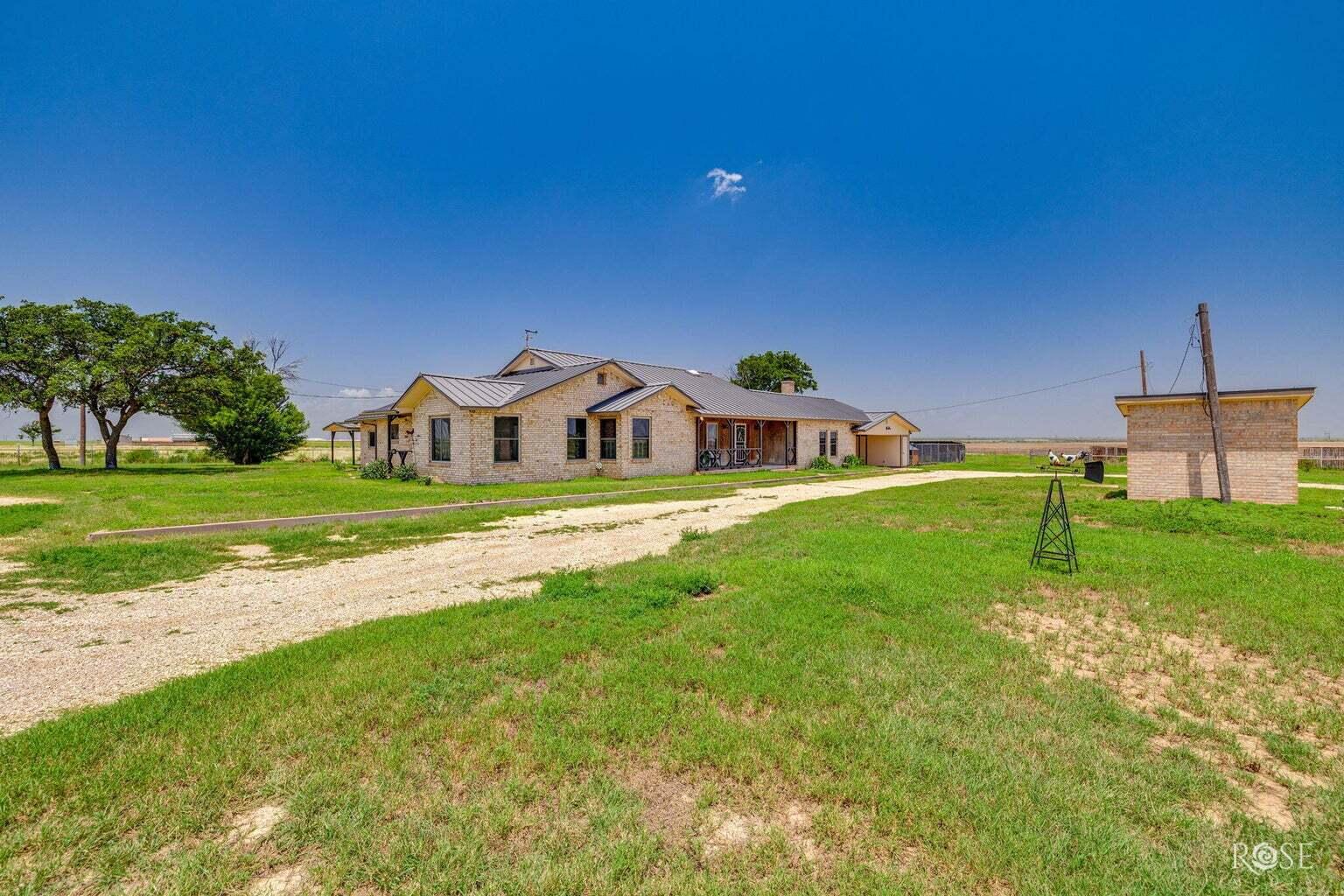 12326 E Veribest Road Property Photo 2