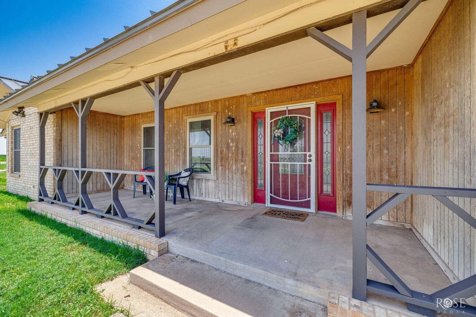 12326 E Veribest Road Property Photo 6